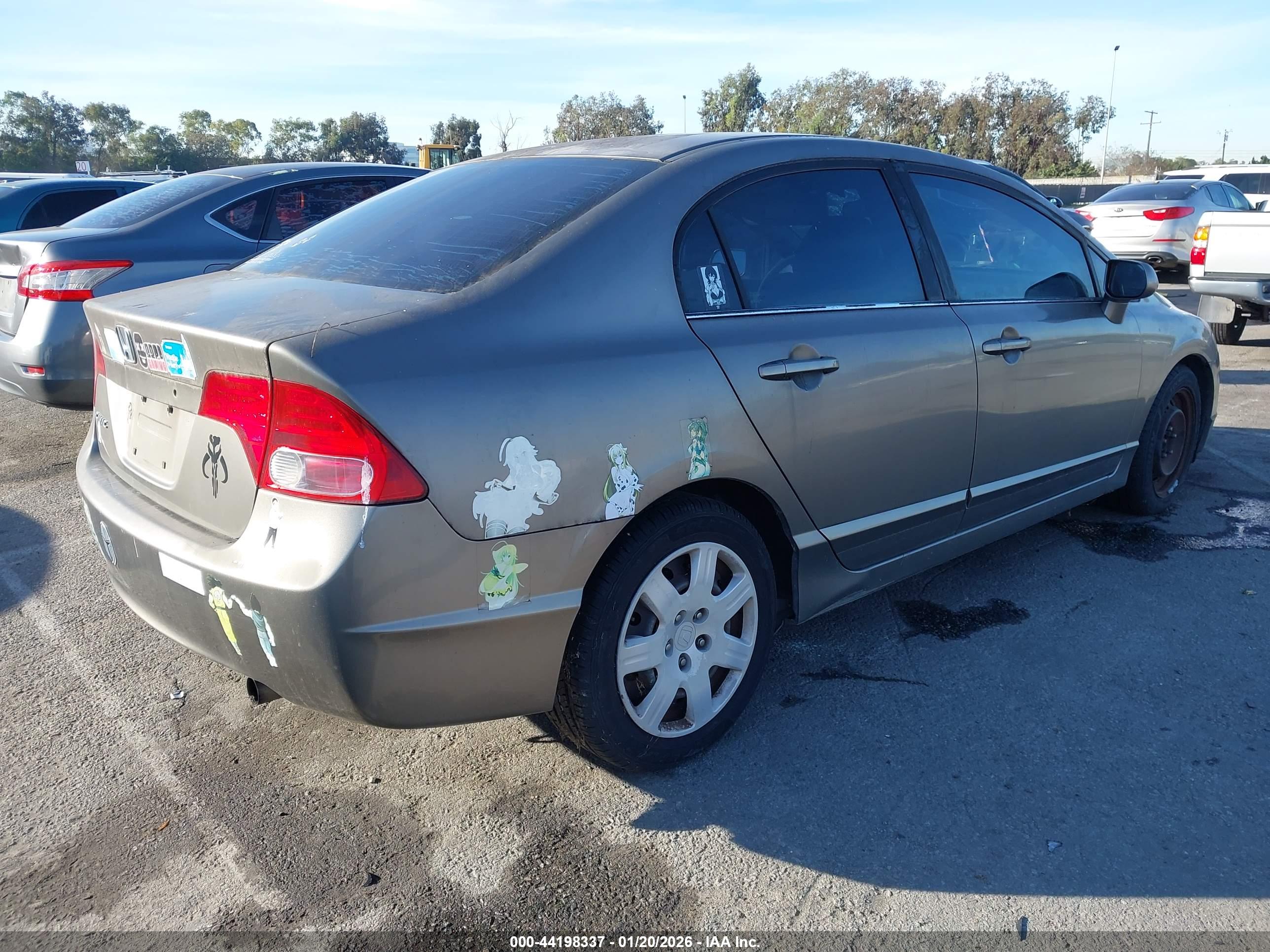 HONDA CIVIC image 4