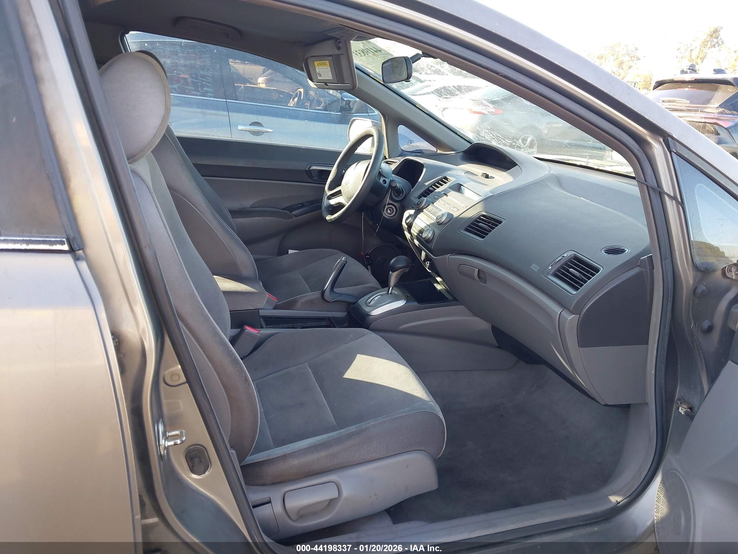 HONDA CIVIC image 5