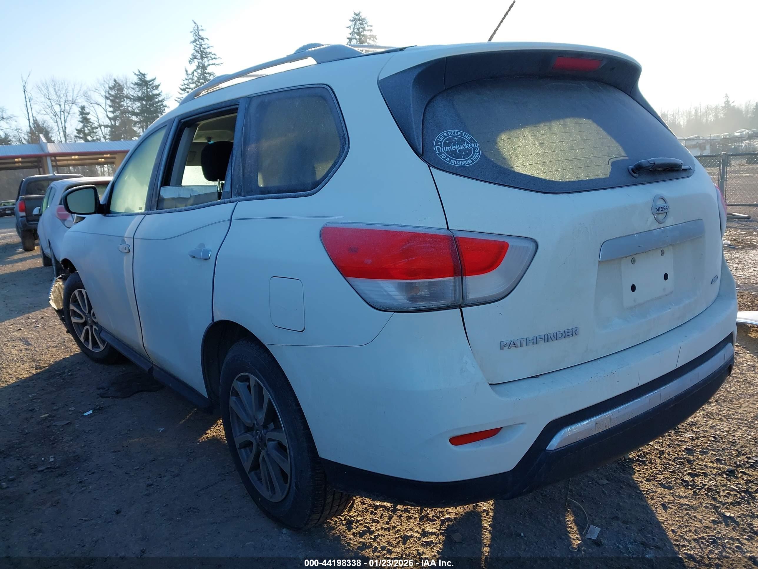 NISSAN PATHFINDER image 3