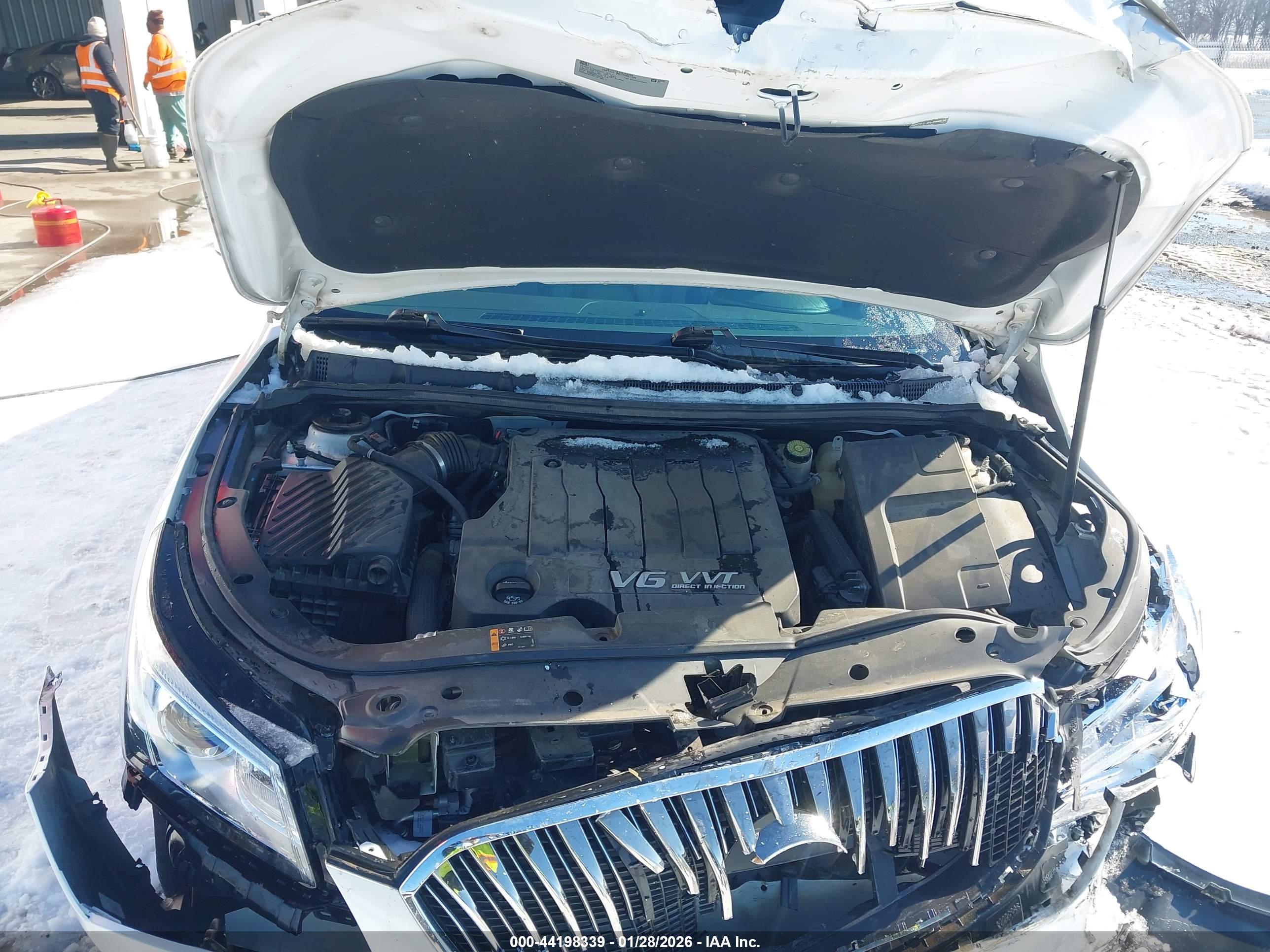 BUICK LACROSSE image 10