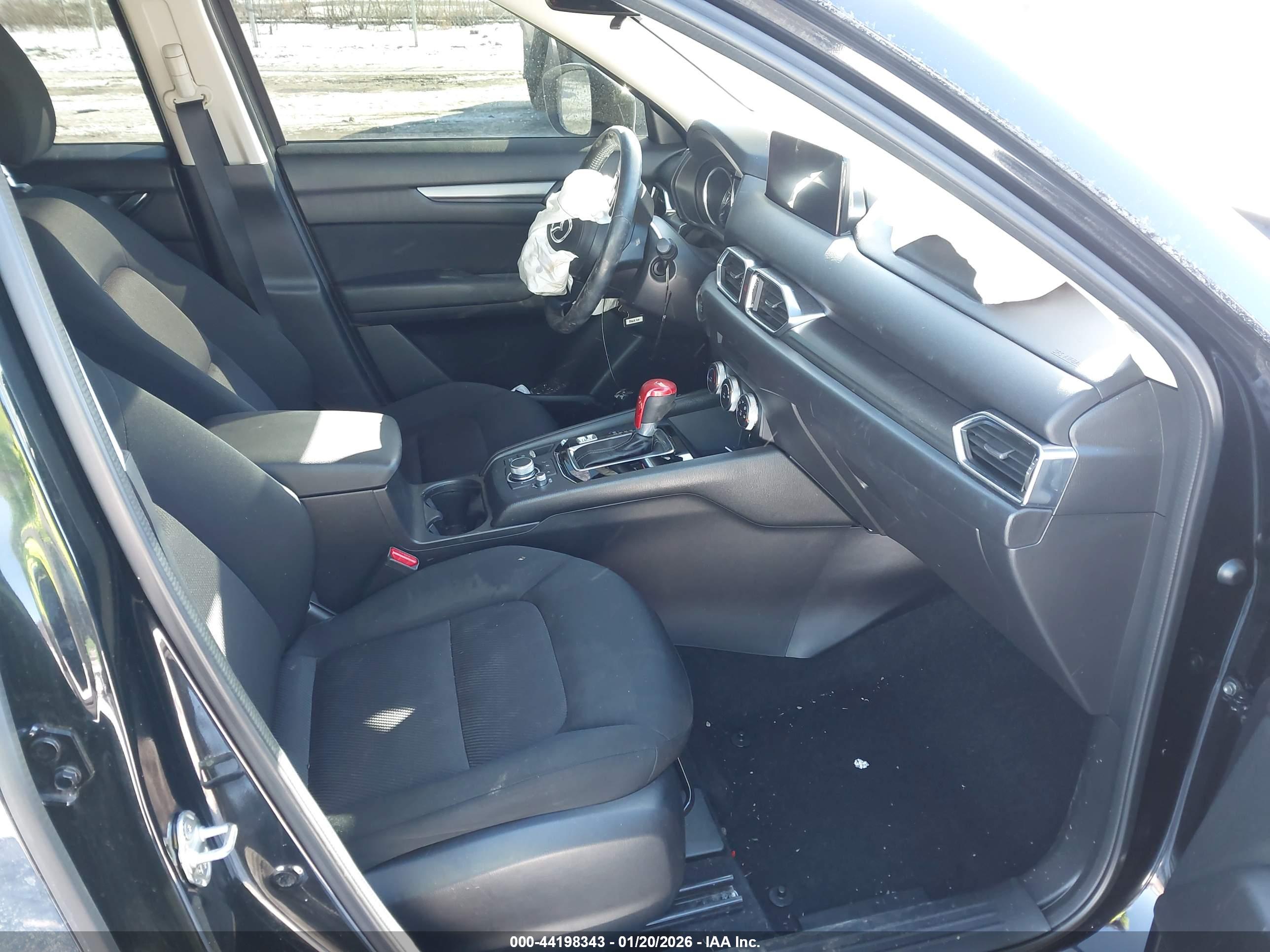 MAZDA CX-5 image 5