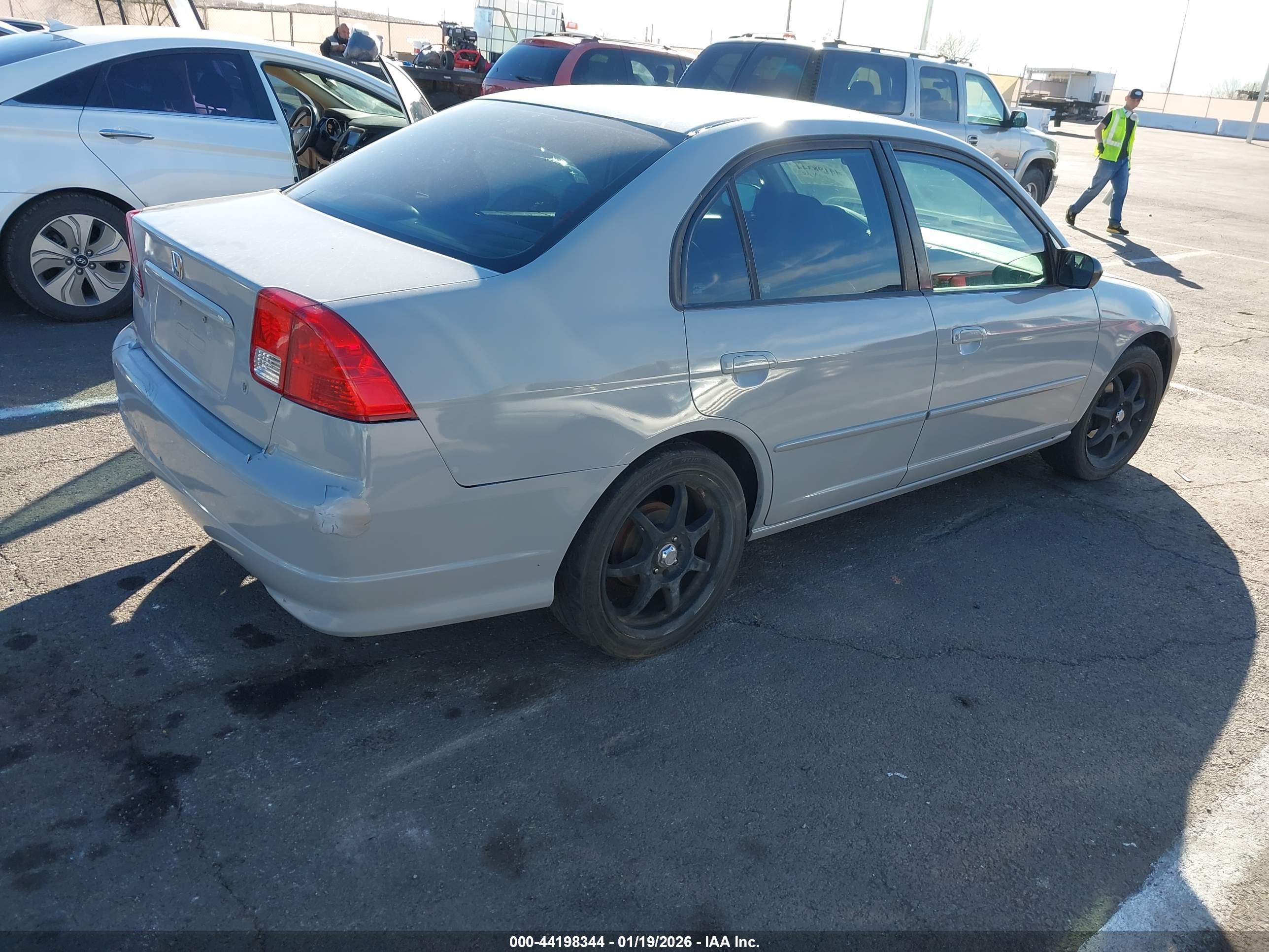 HONDA CIVIC image 4