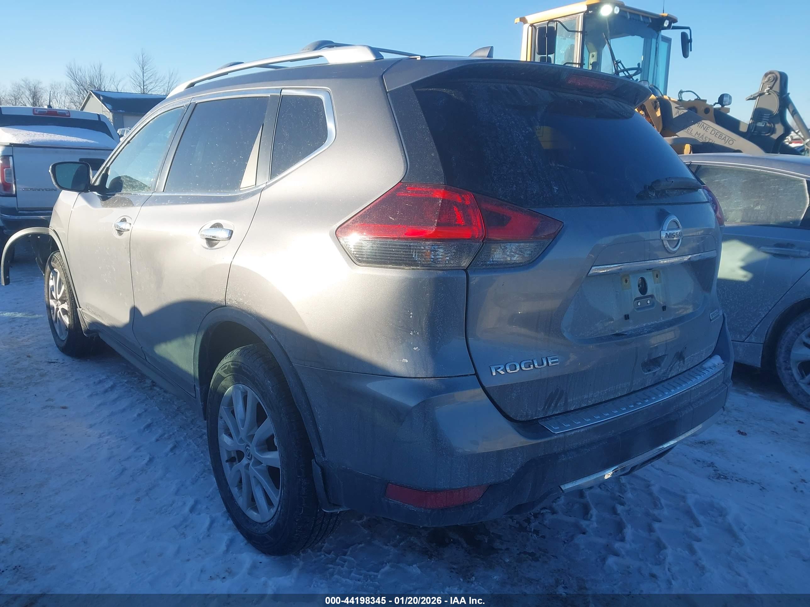 NISSAN ROGUE image 3