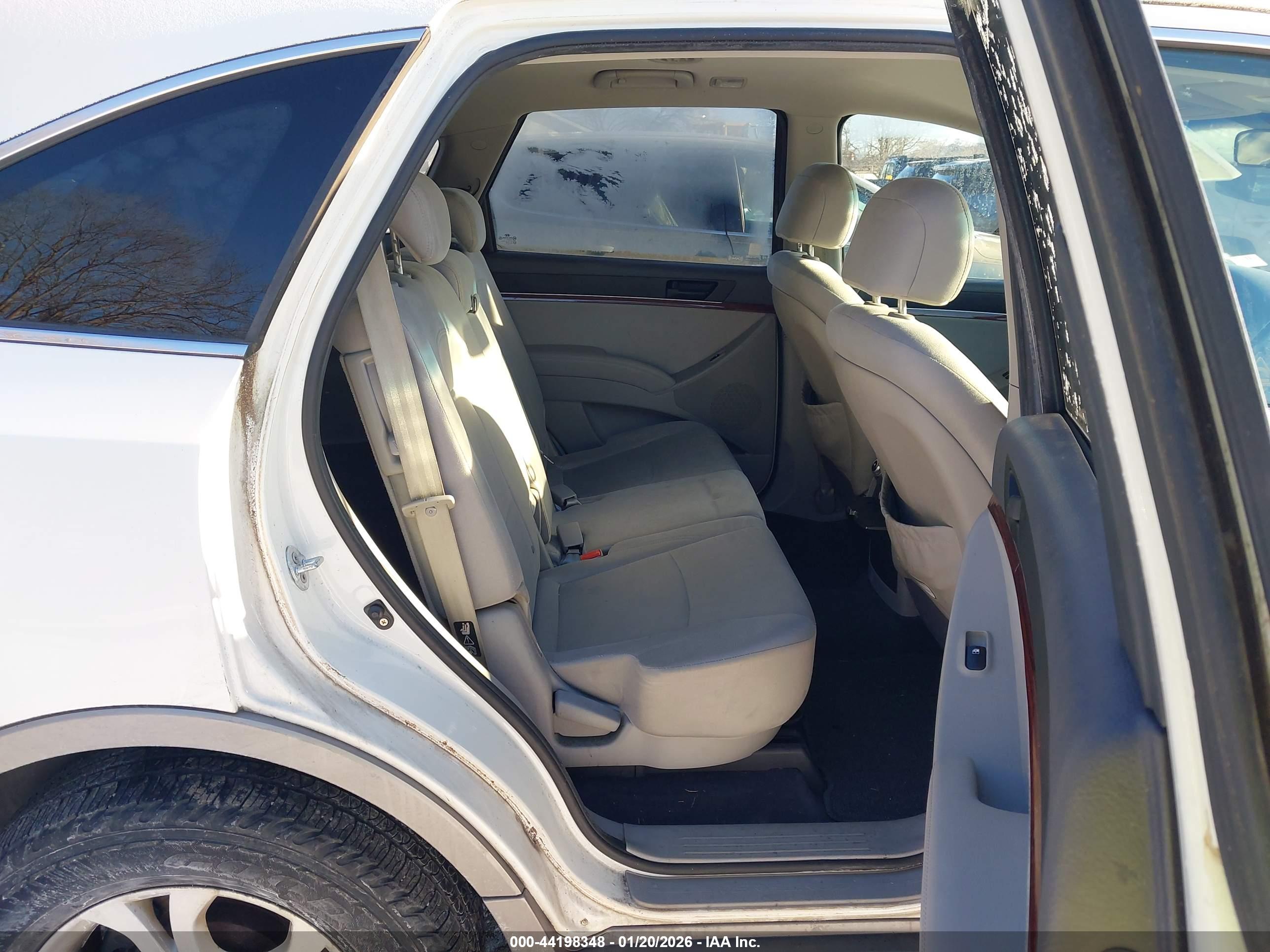 HYUNDAI VERACRUZ image 8