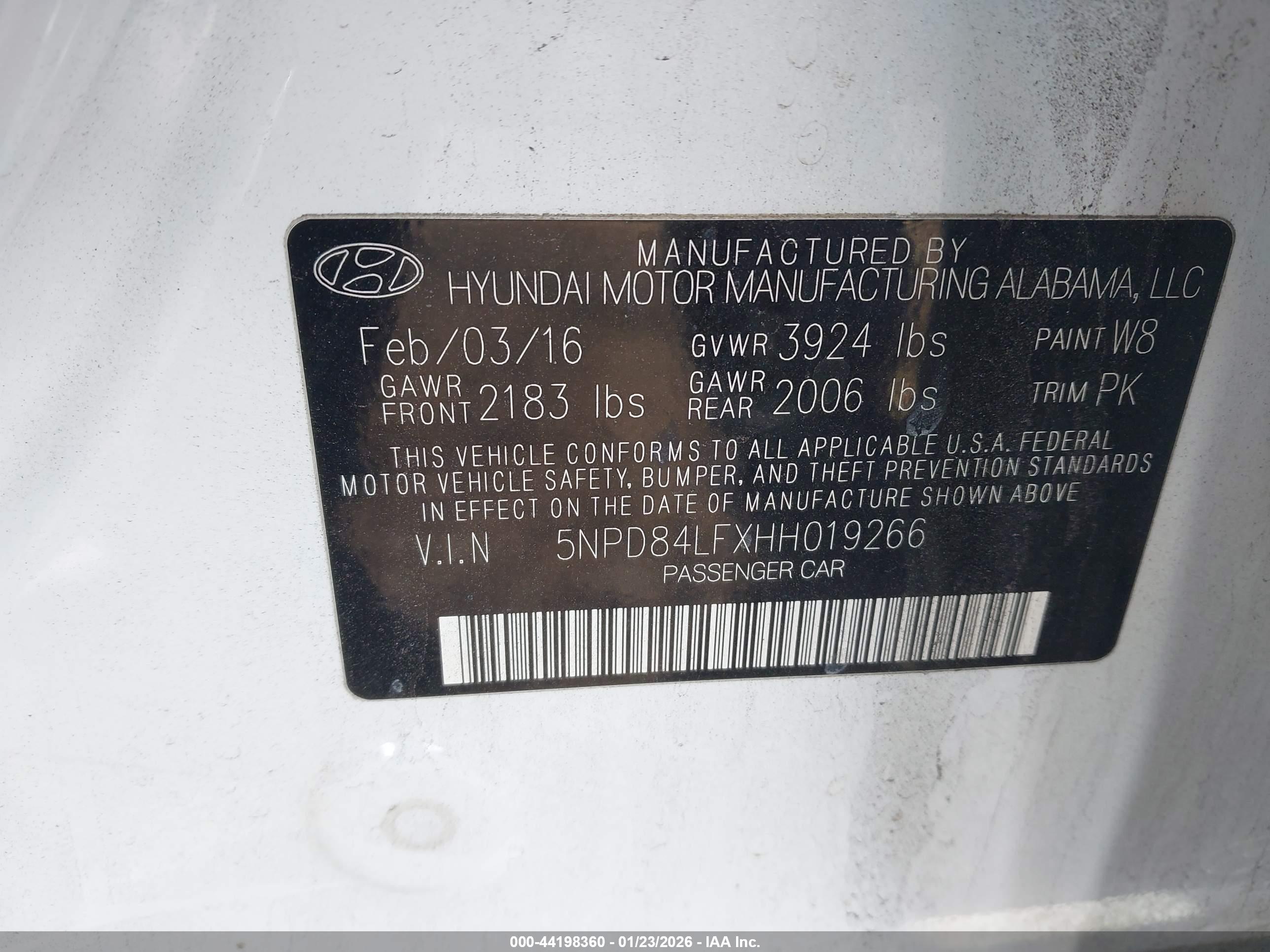 HYUNDAI ELANTRA image 9