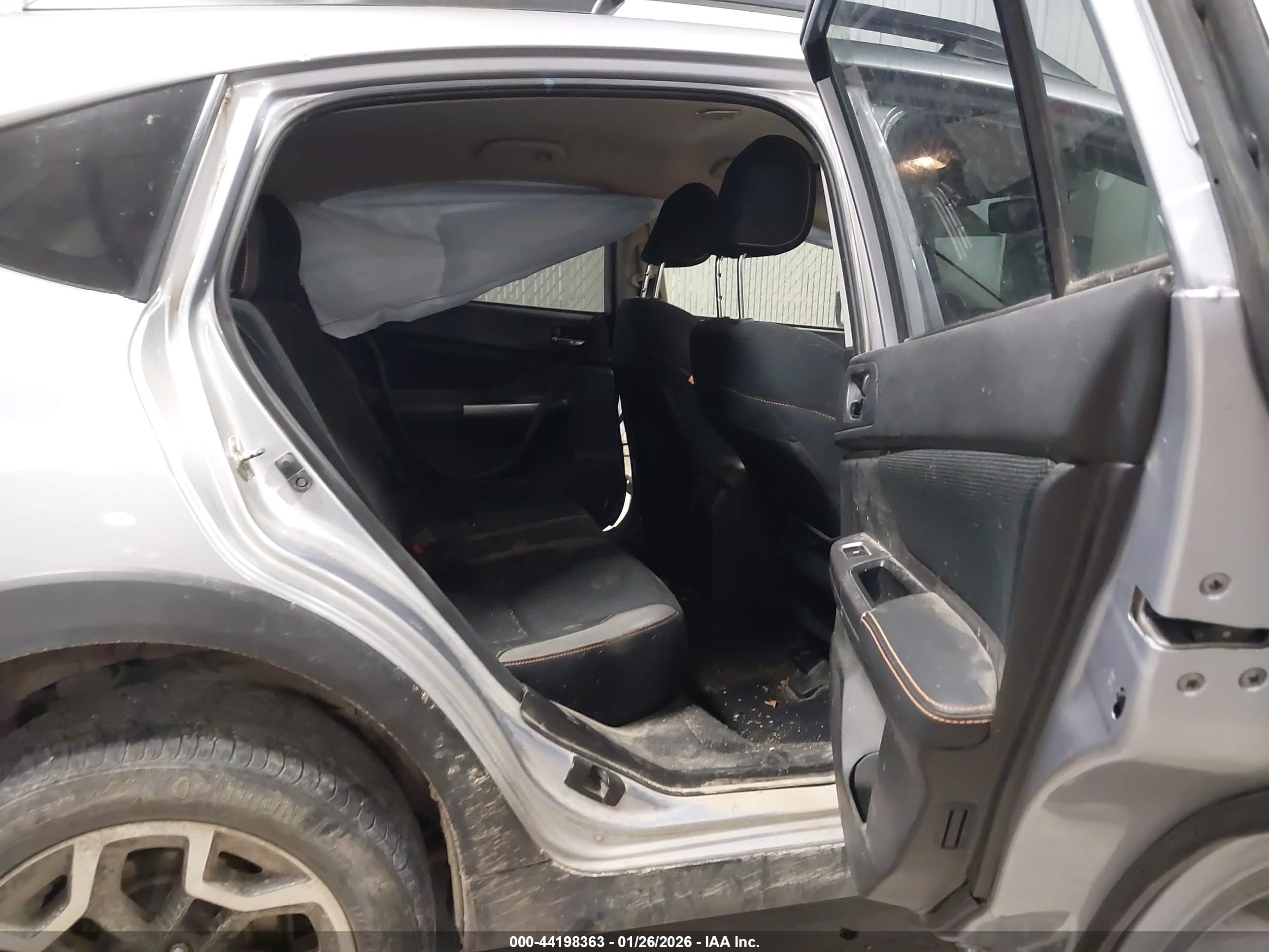 SUBARU CROSSTREK image 8