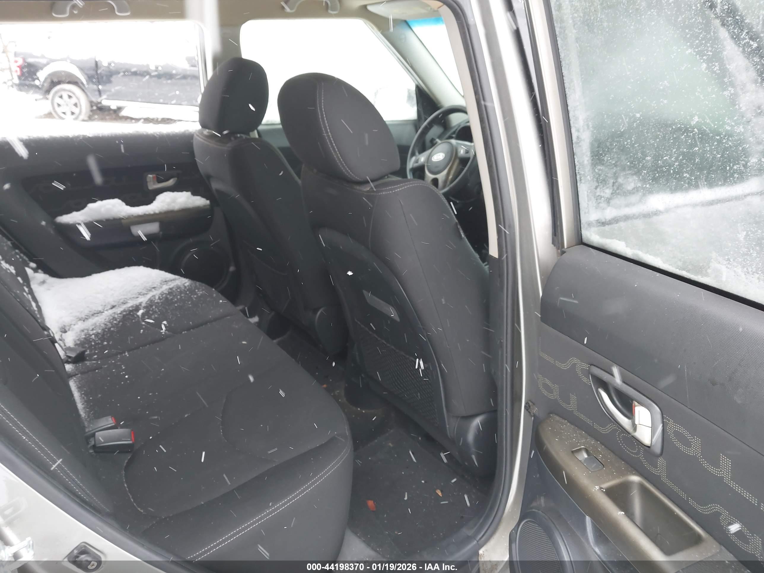 KIA SOUL image 8