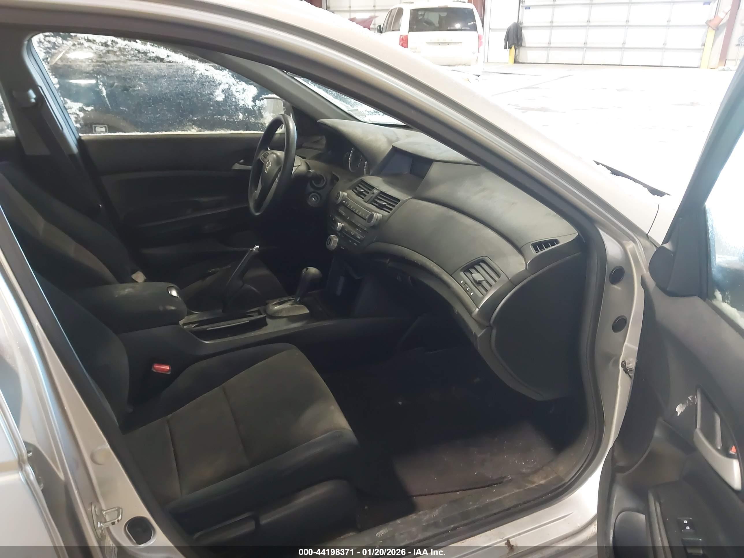 HONDA ACCORD image 5