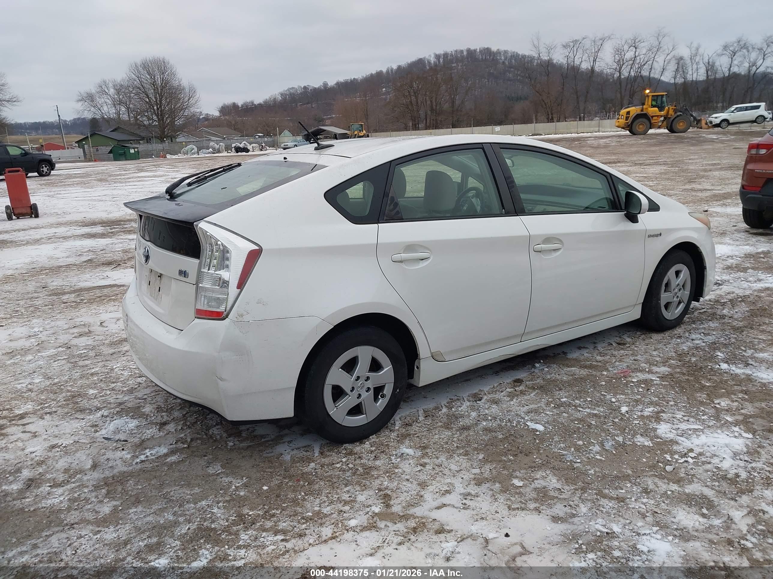 TOYOTA PRIUS image 4