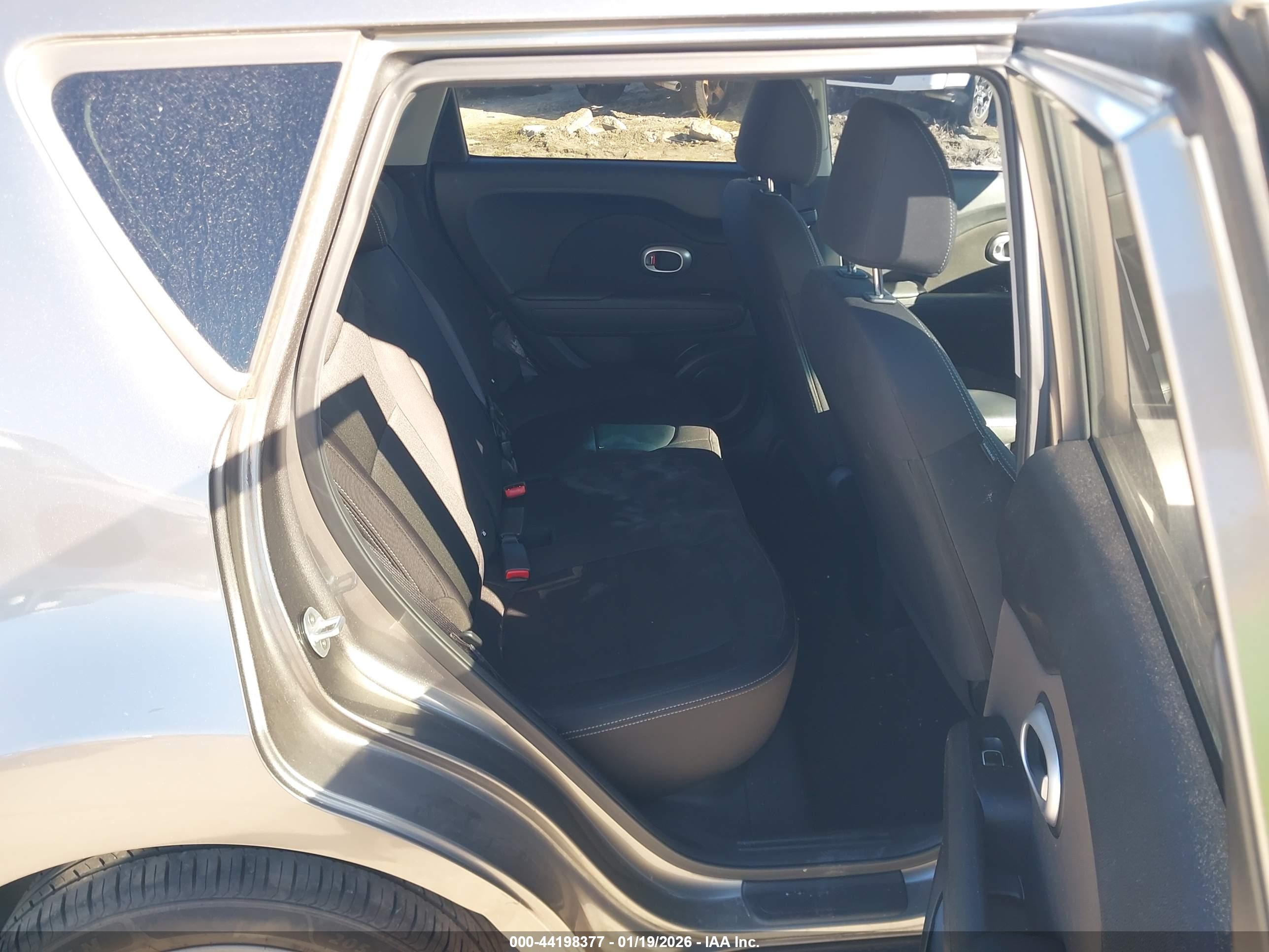 KIA SOUL image 8