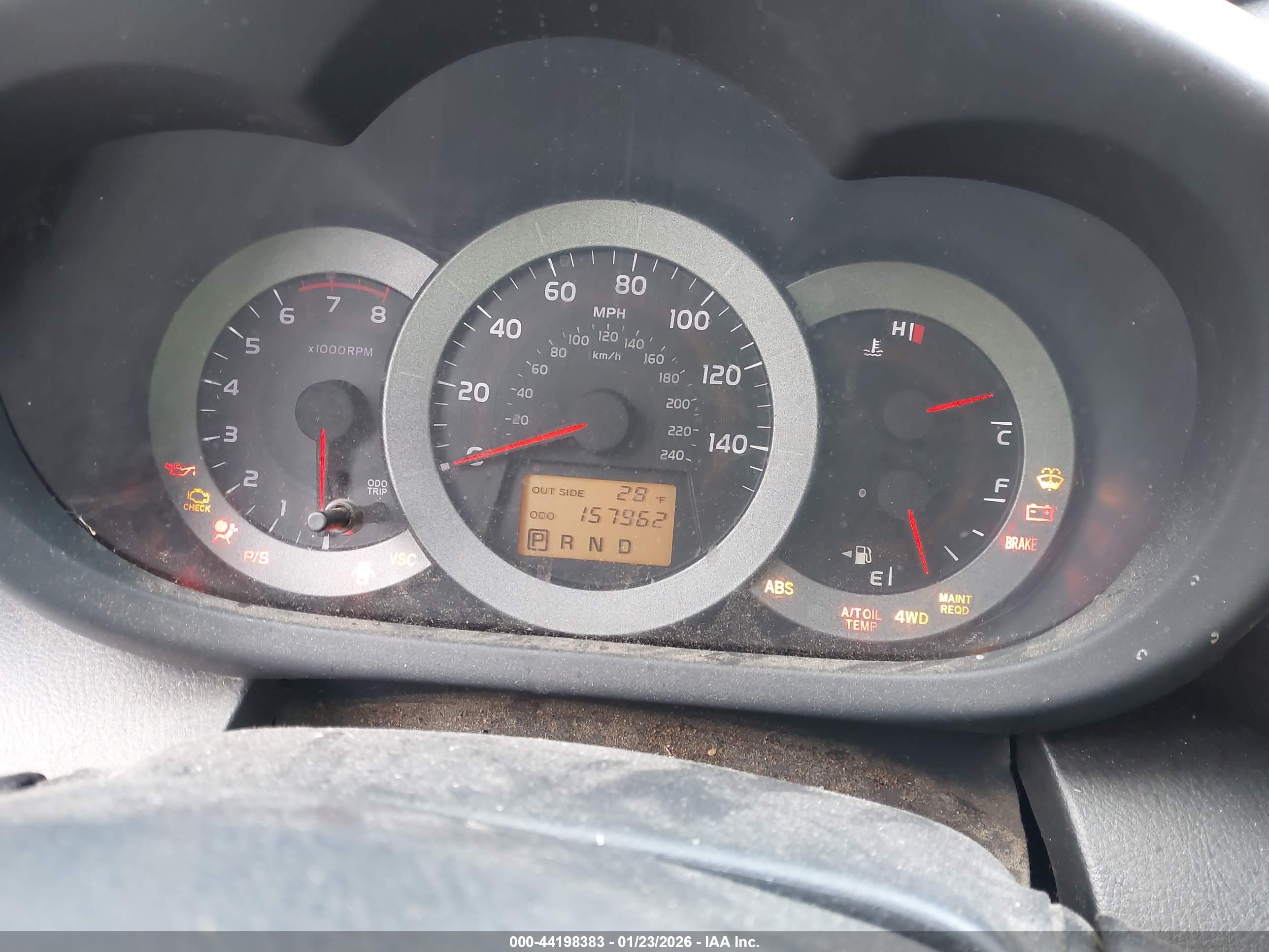 TOYOTA RAV4 image 7