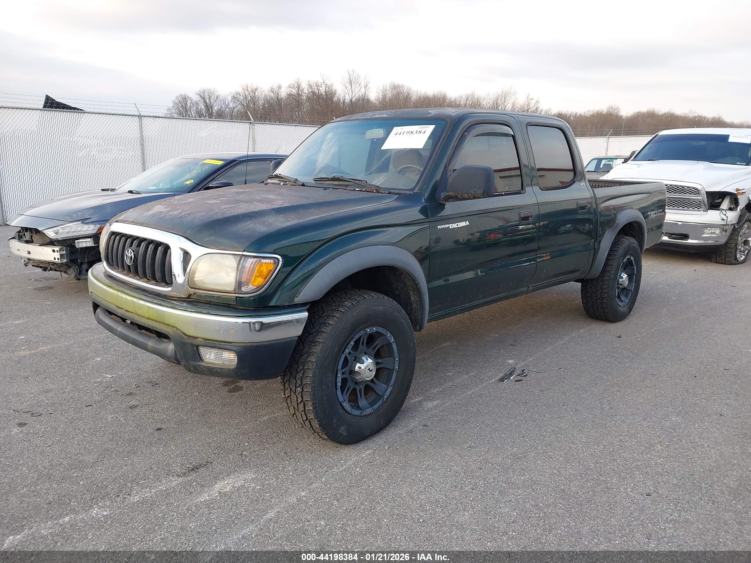 TOYOTA TACOMA image 2