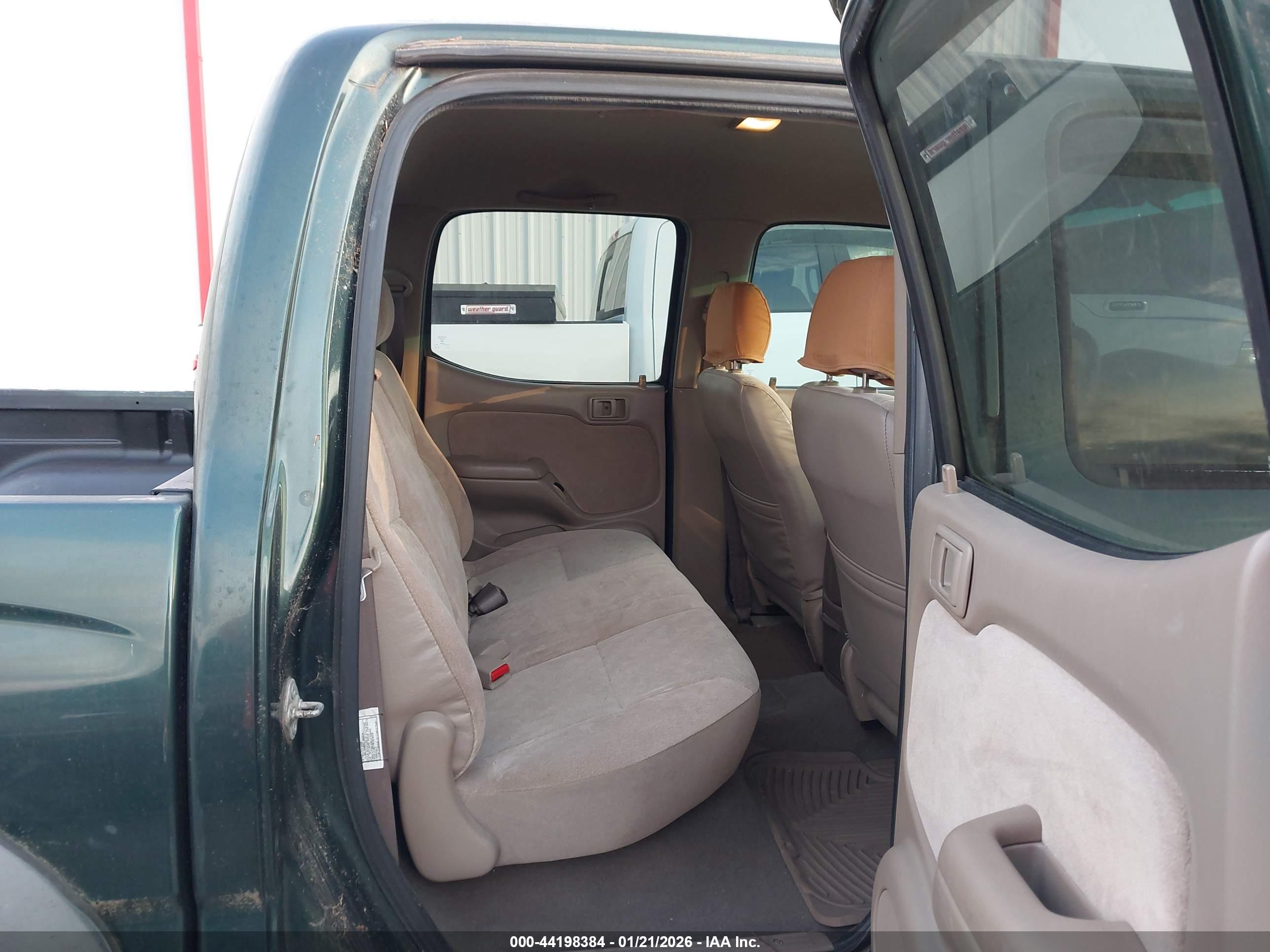 TOYOTA TACOMA image 8