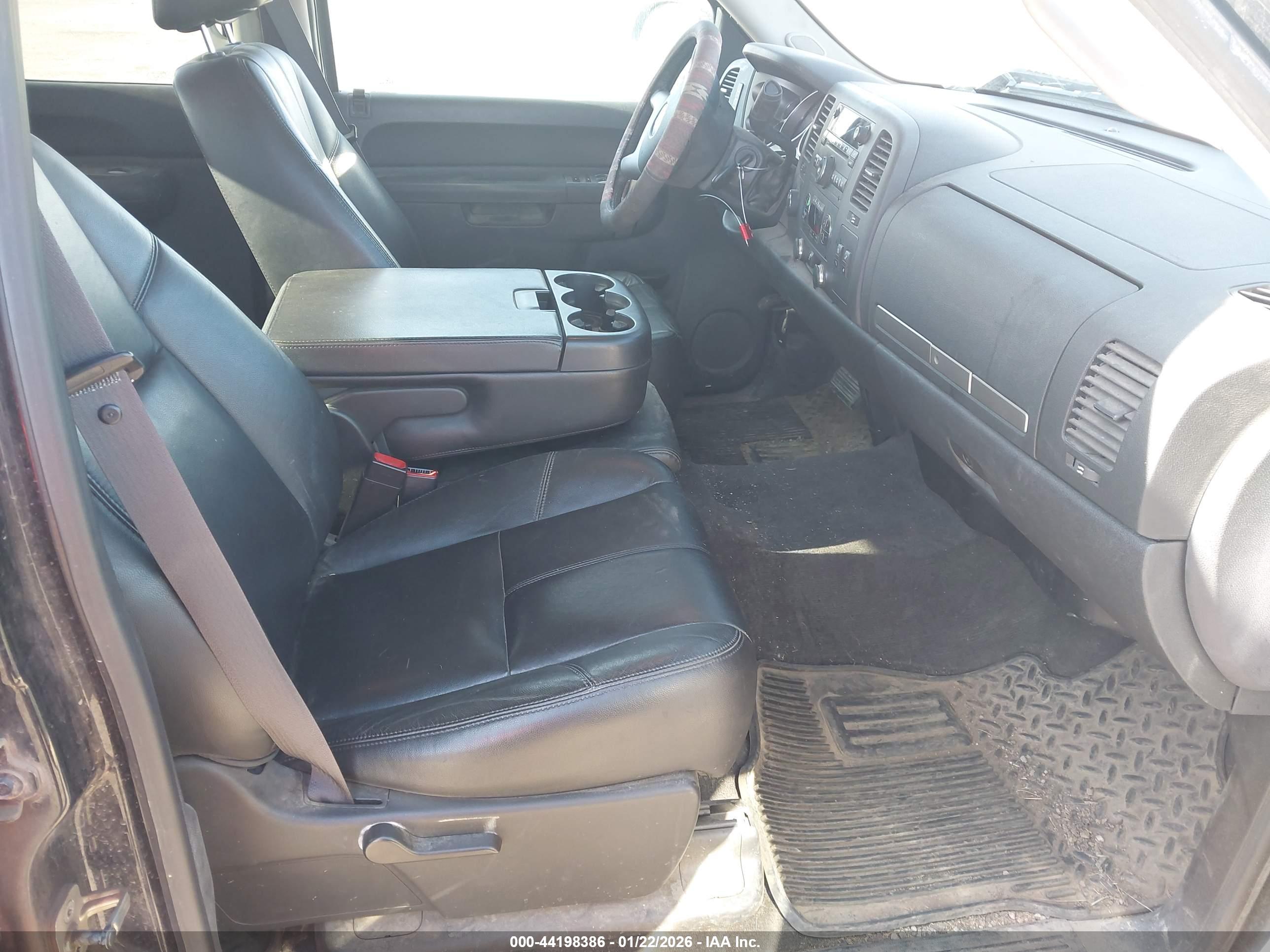 GMC SIERRA image 5