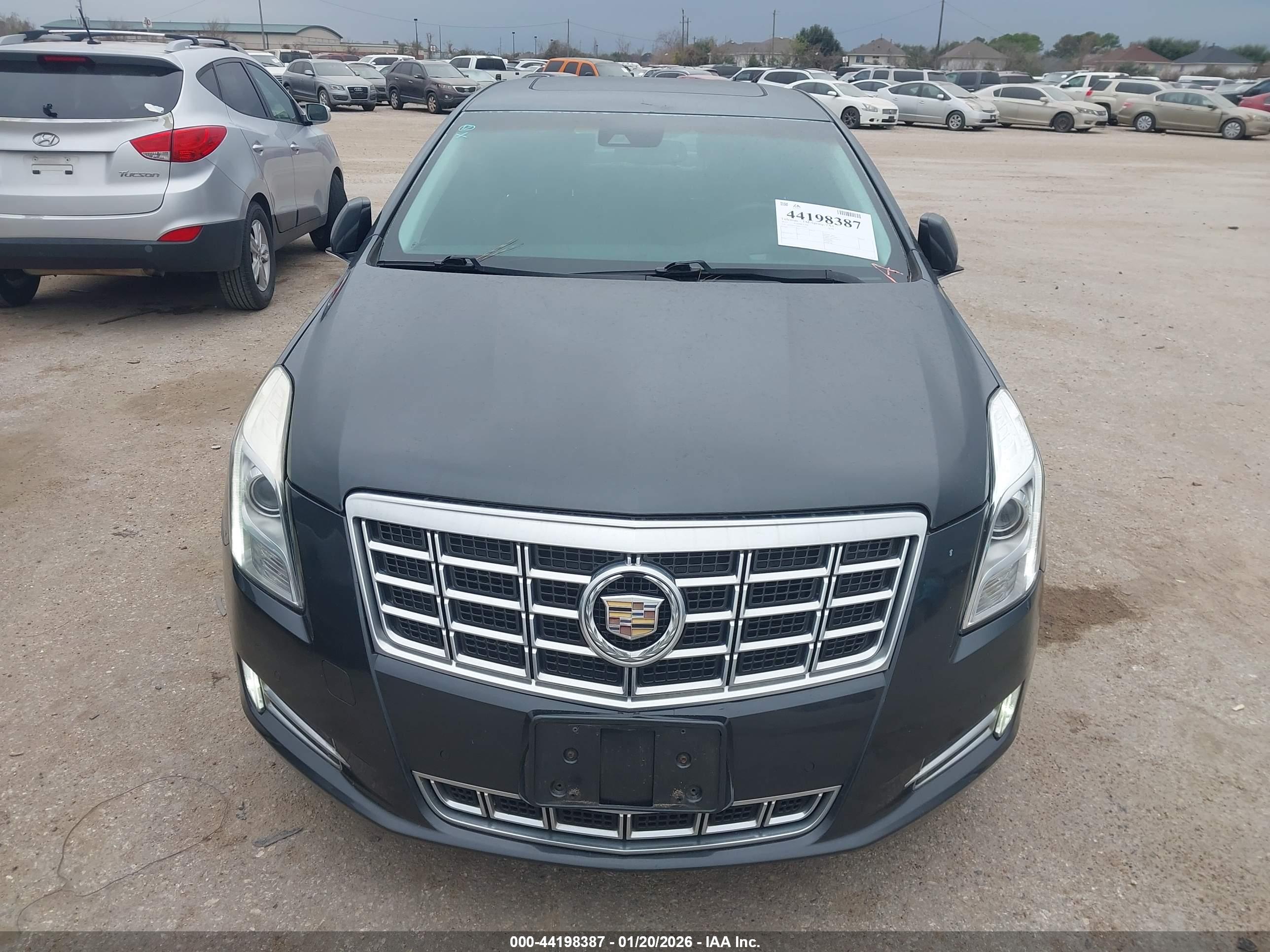 CADILLAC XTS image 6