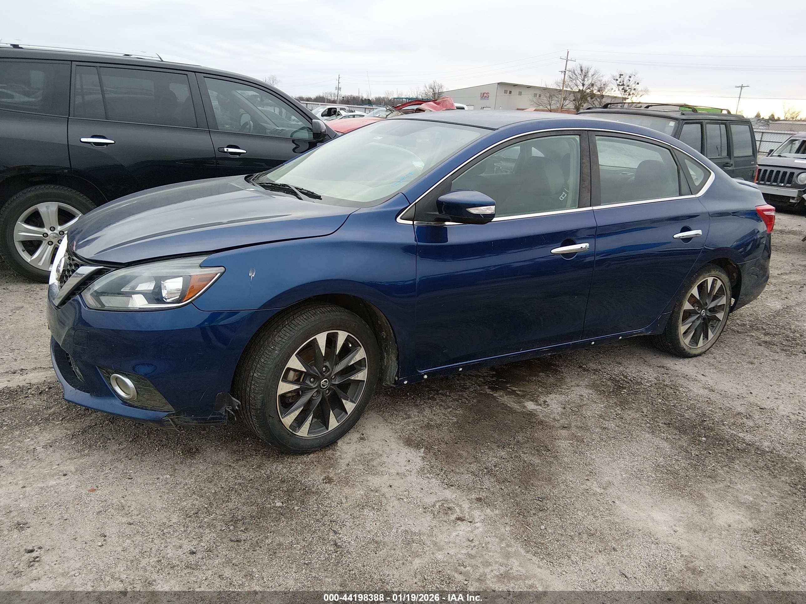 NISSAN SENTRA image 2