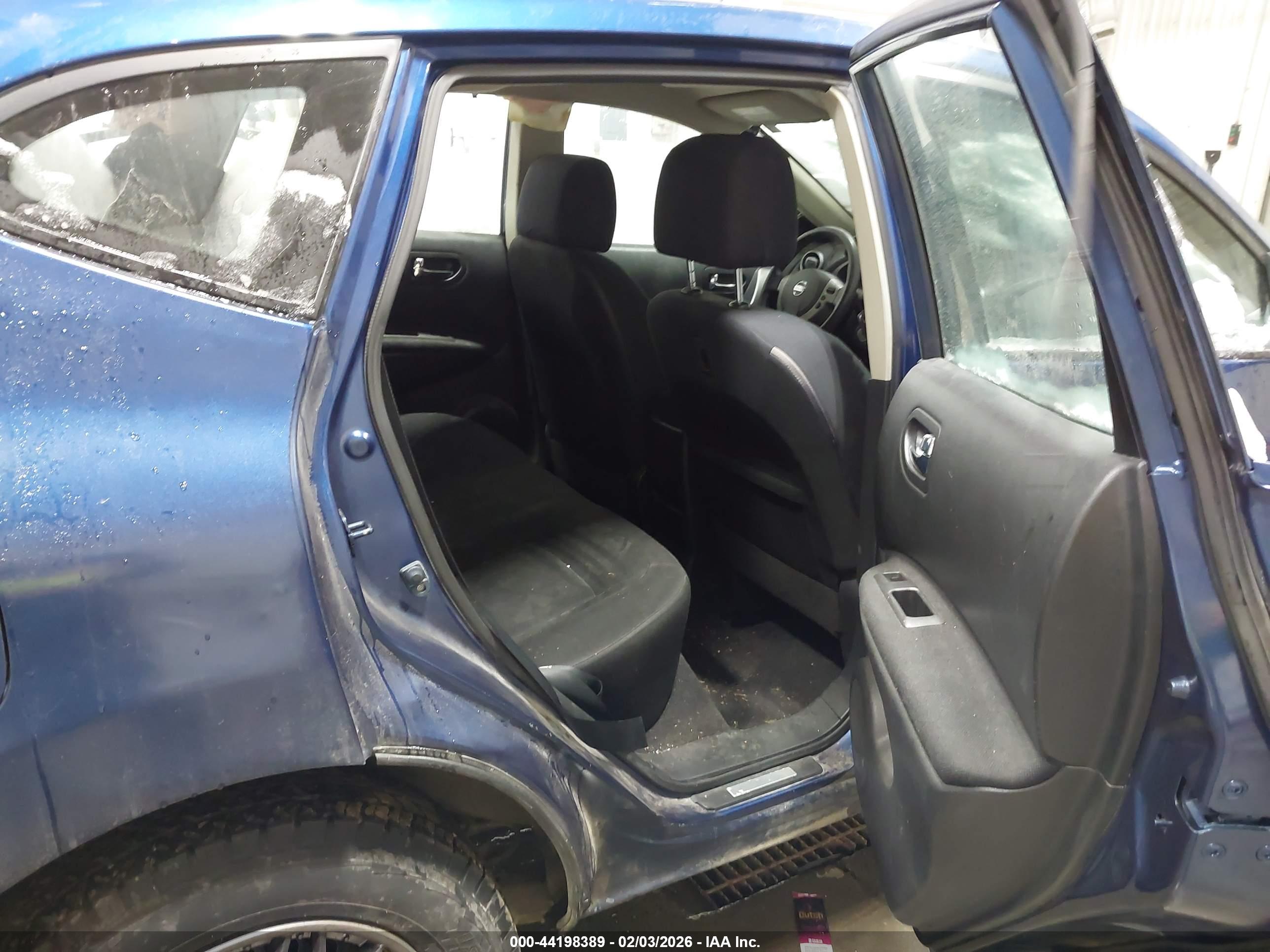NISSAN ROGUE image 8