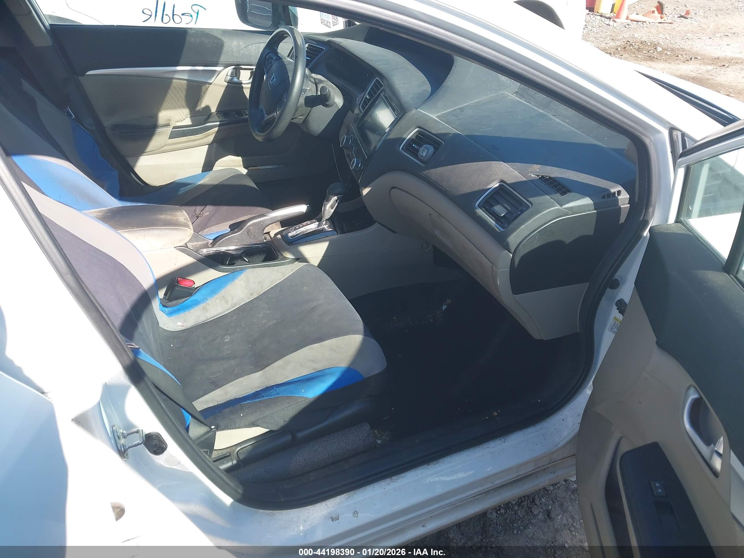 HONDA CIVIC image 5
