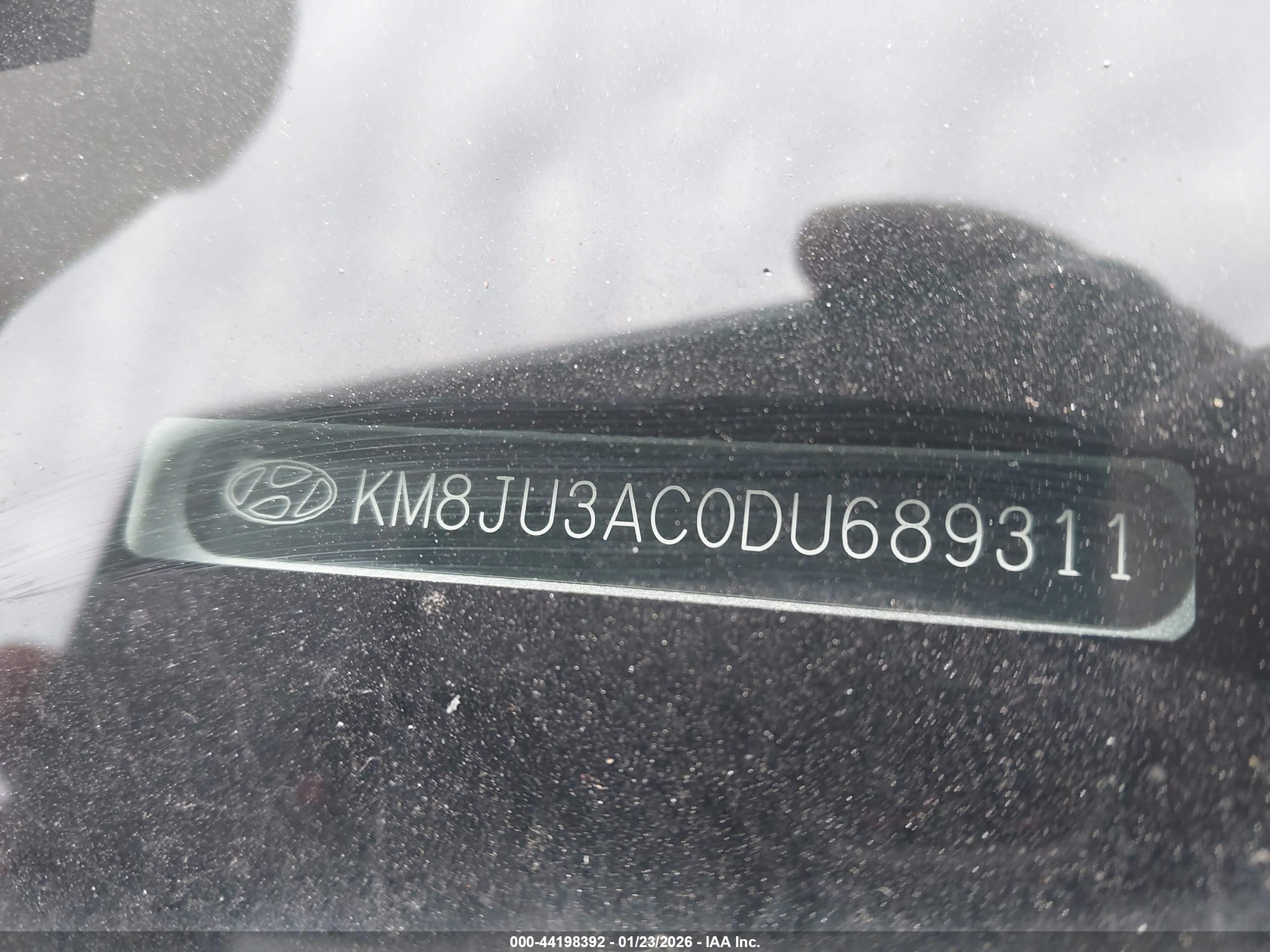 HYUNDAI TUCSON image 9