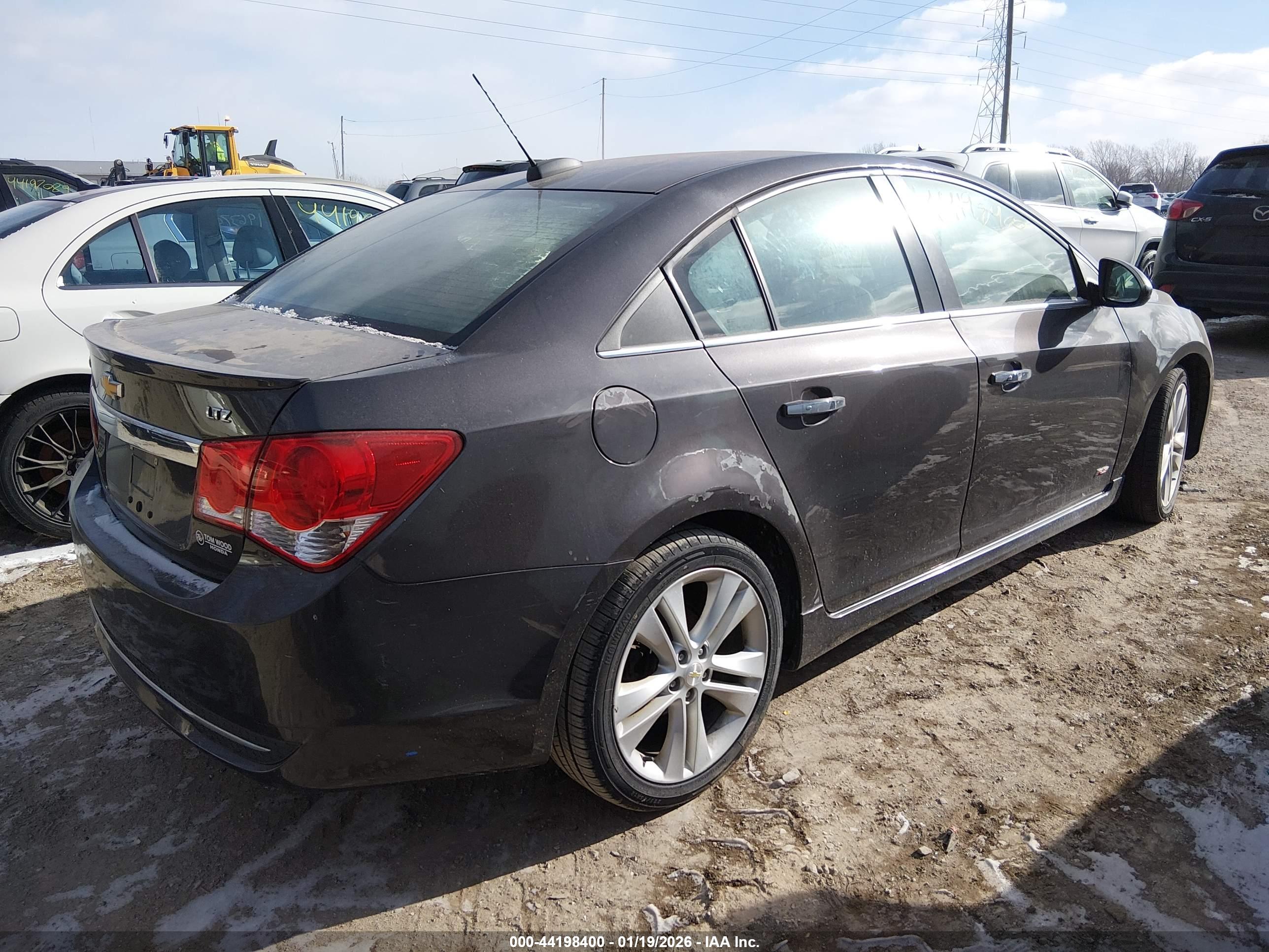 CHEVROLET CRUZE image 4
