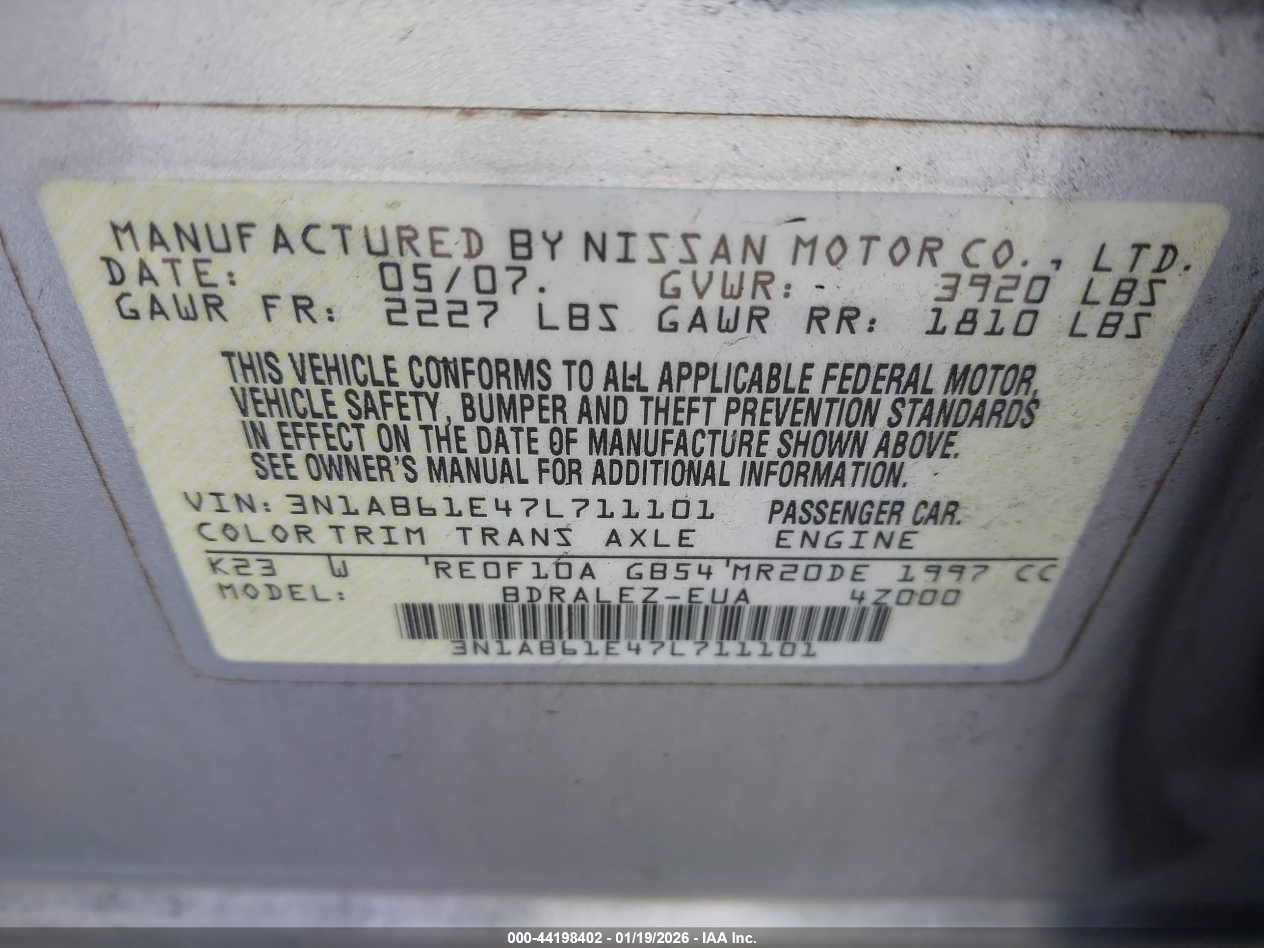 NISSAN SENTRA image 9