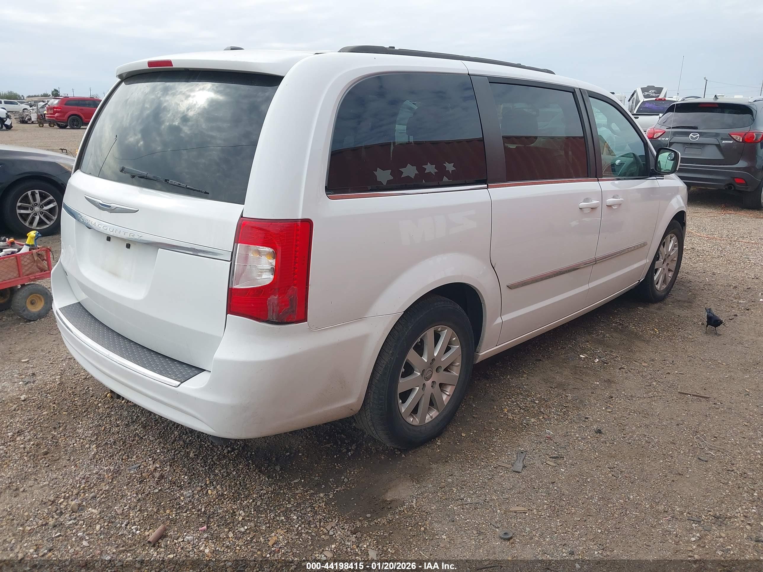 CHRYSLER TOWN image 4