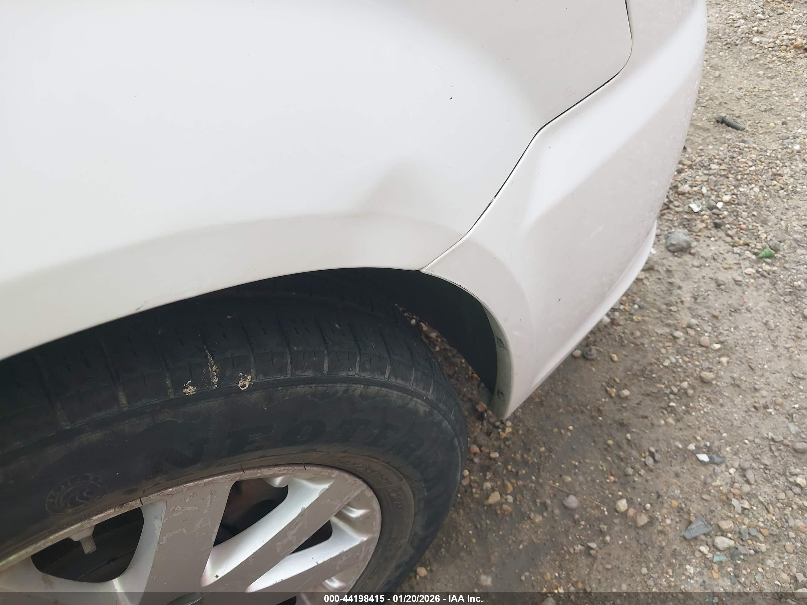 CHRYSLER TOWN image 6