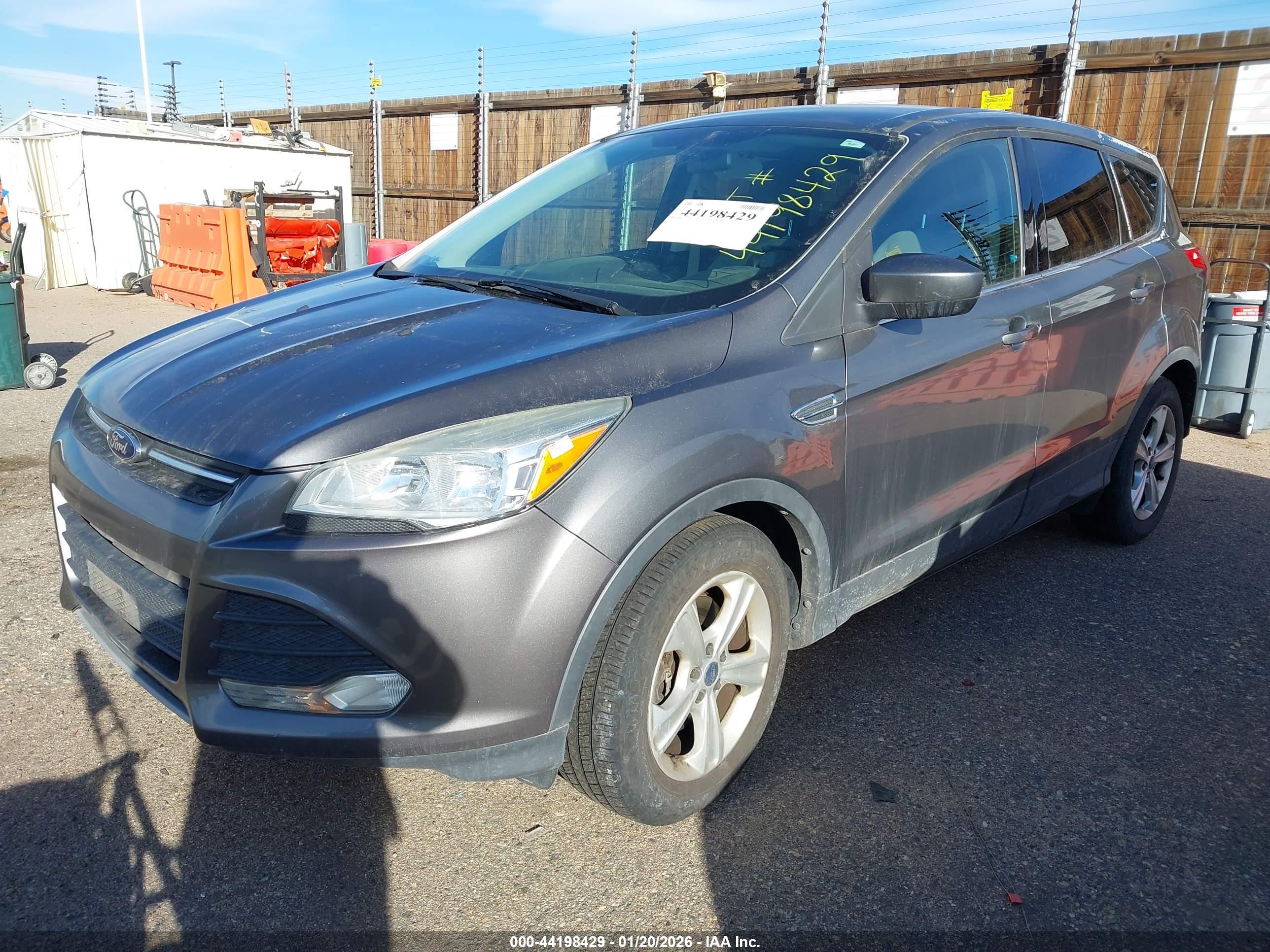 FORD ESCAPE image 2