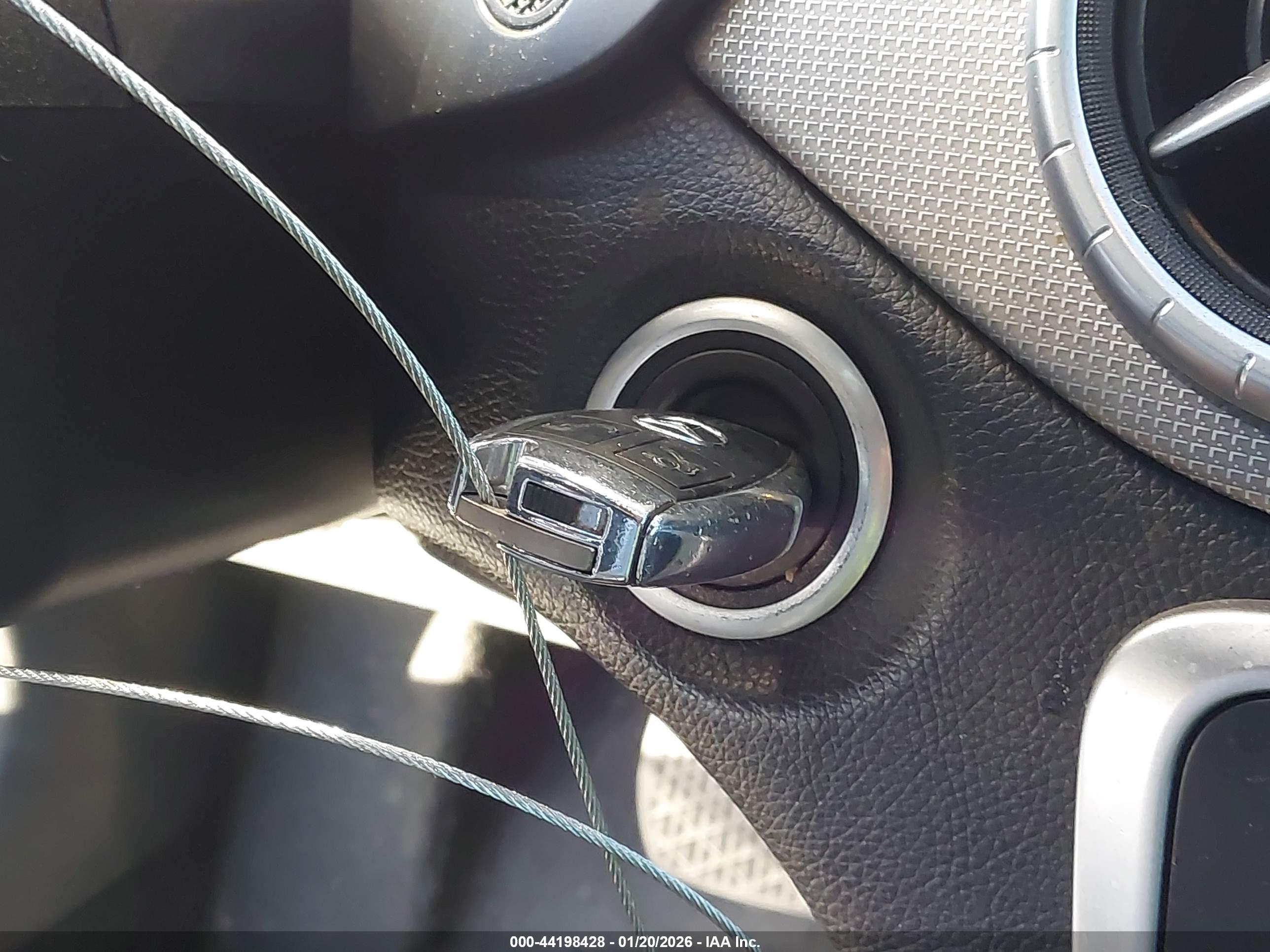 MERCEDES-BENZ CLA image 11