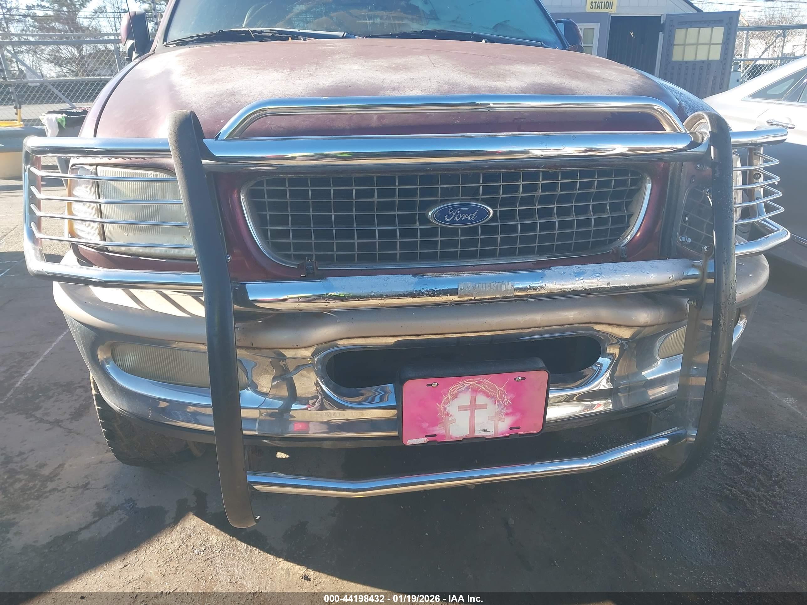 FORD EXPEDITION image 6