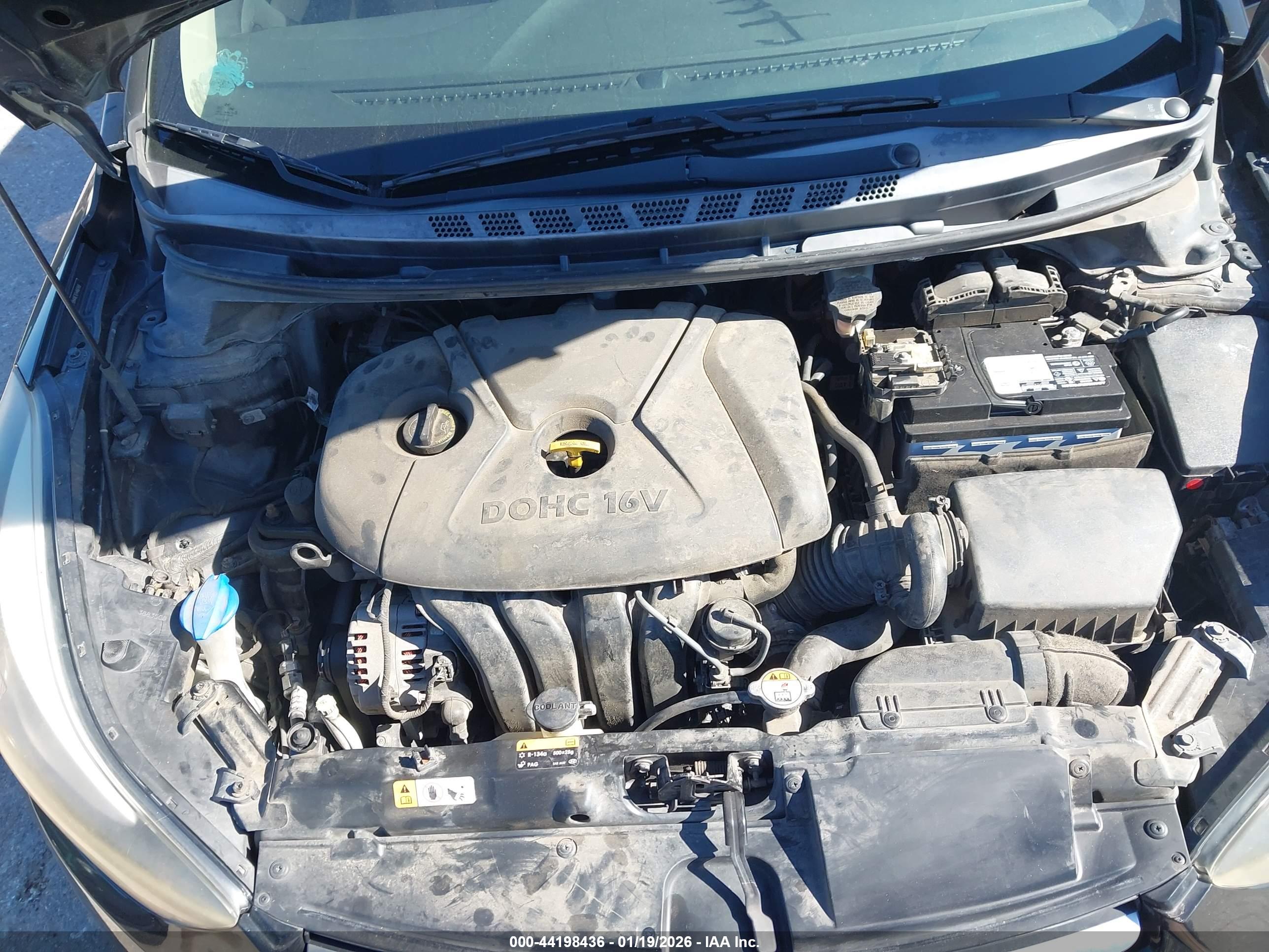 HYUNDAI ELANTRA image 10