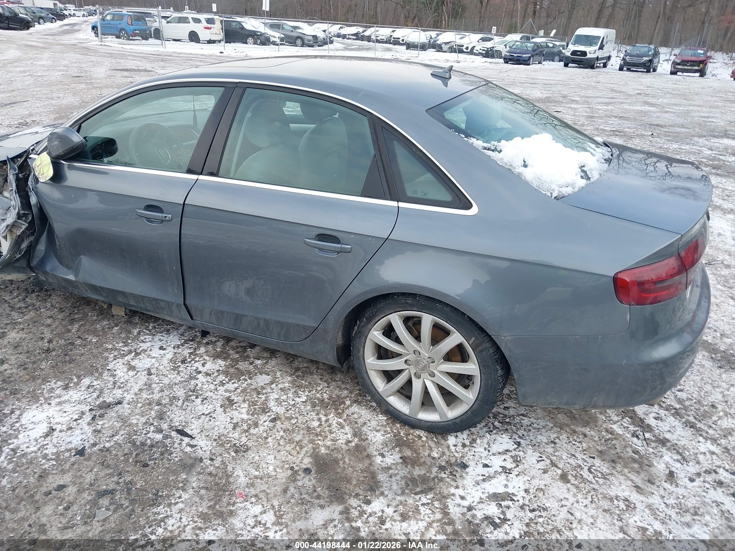 AUDI A4 image 3