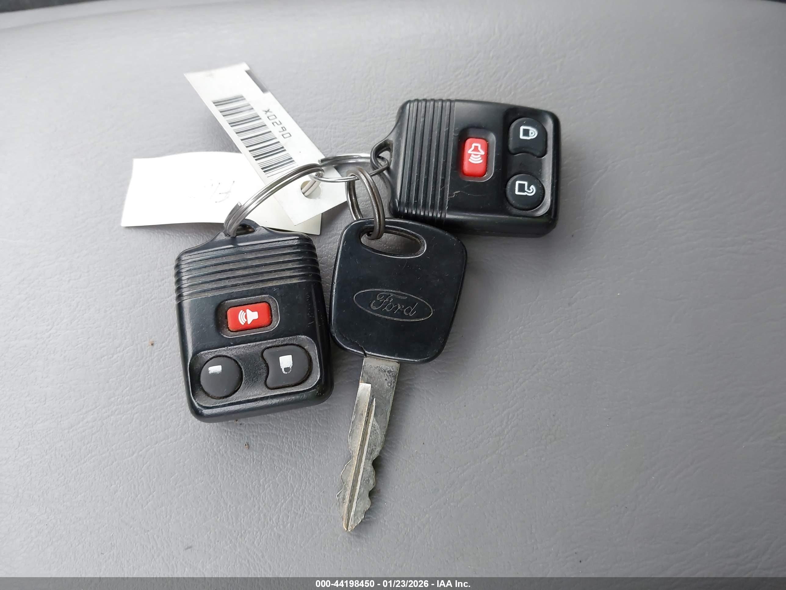 FORD F-150 image 11