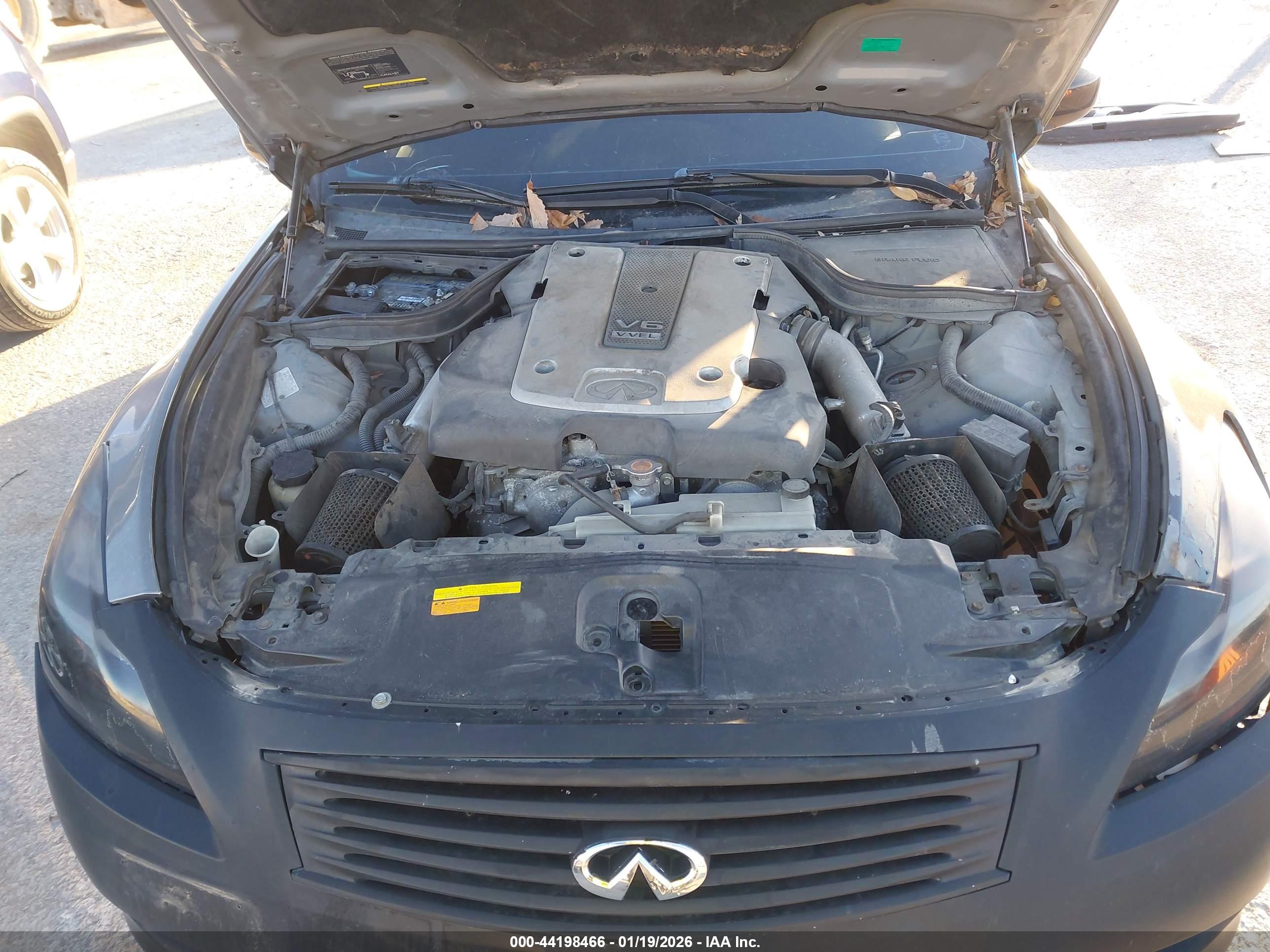 INFINITI G37 image 10