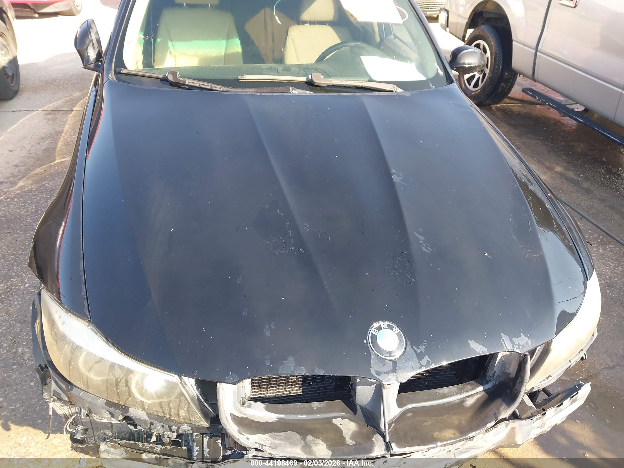 BMW 328I image 10