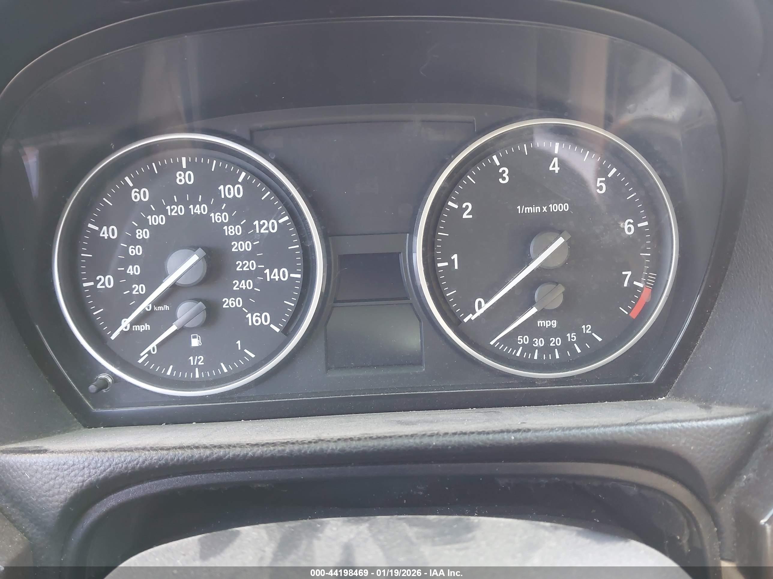 BMW 328I image 7
