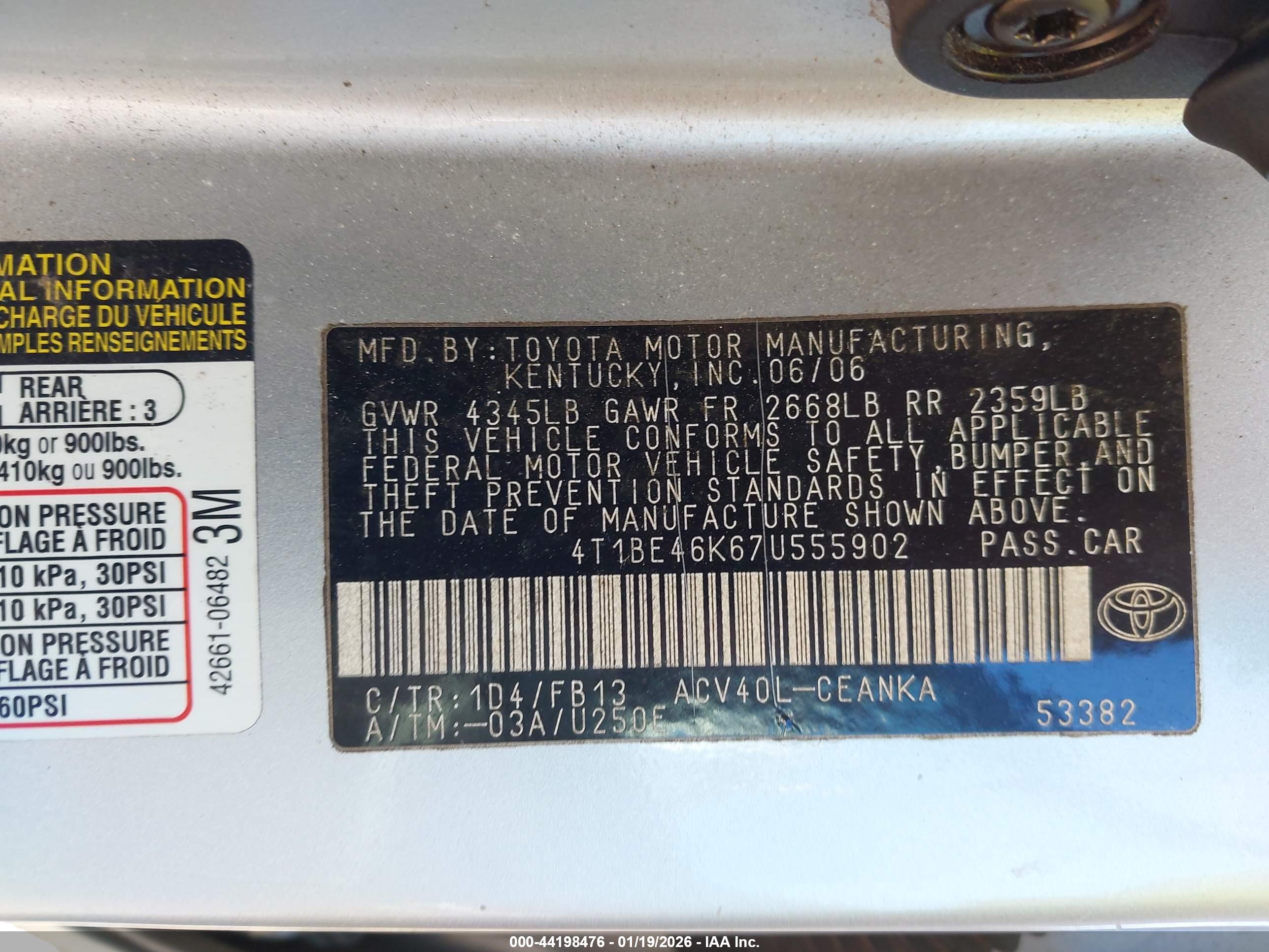 TOYOTA CAMRY image 9