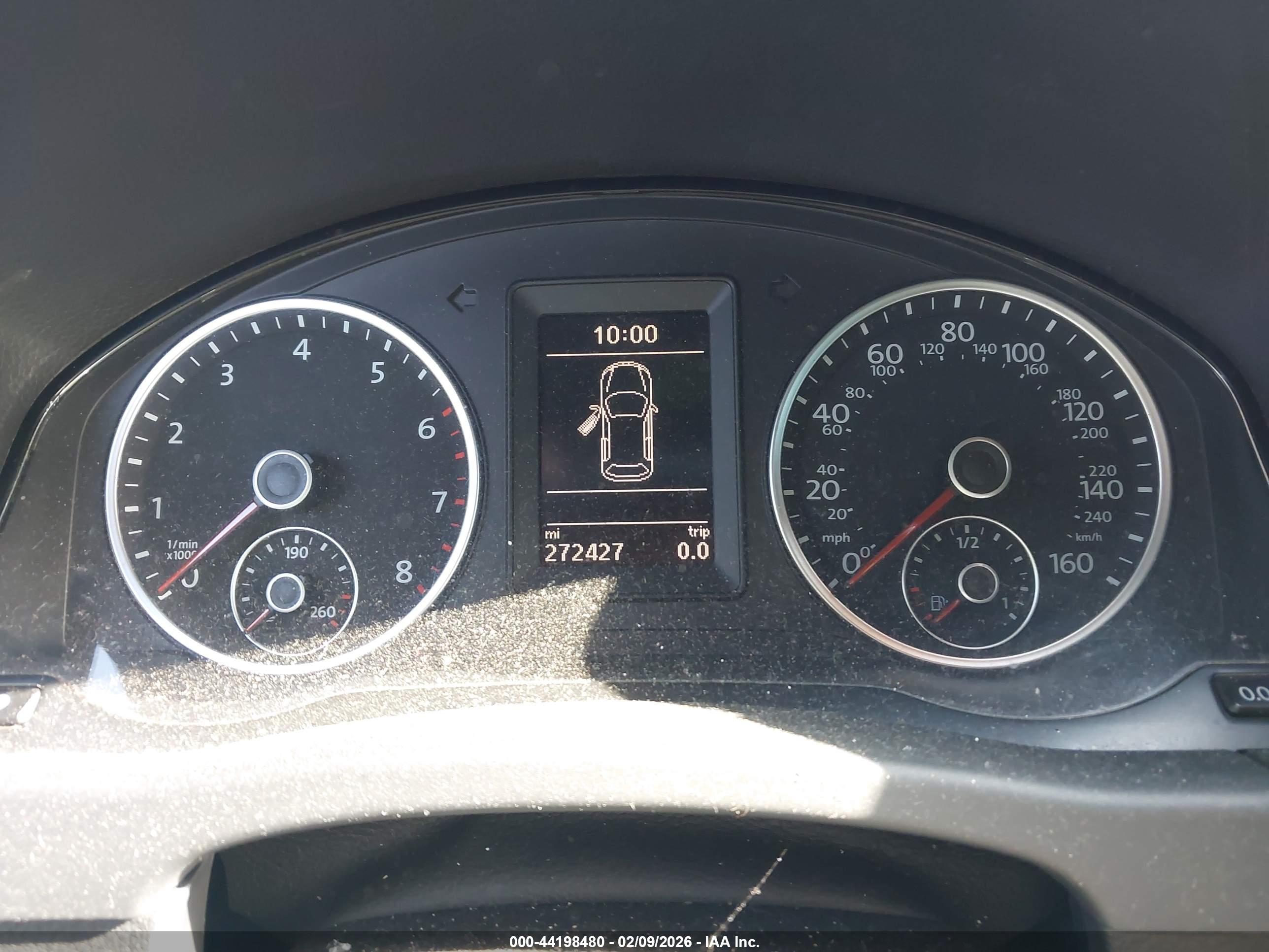 VOLKSWAGEN TIGUAN image 7