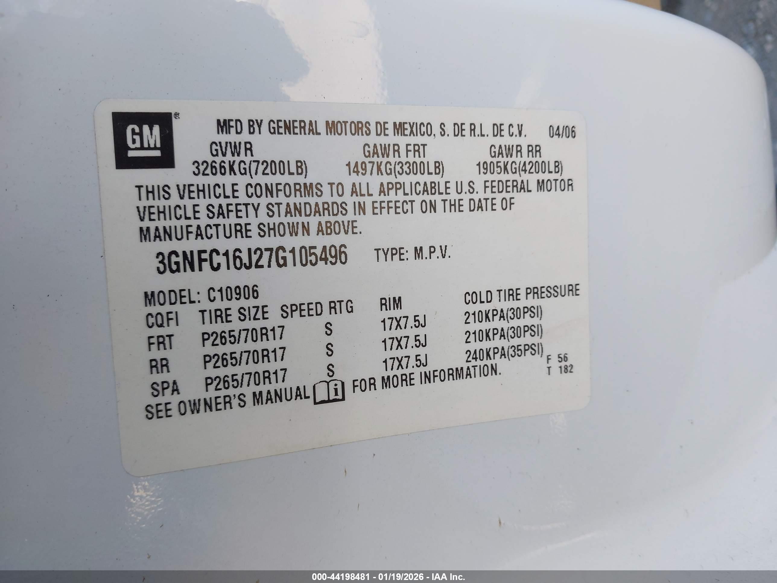CHEVROLET SUBURBAN image 9