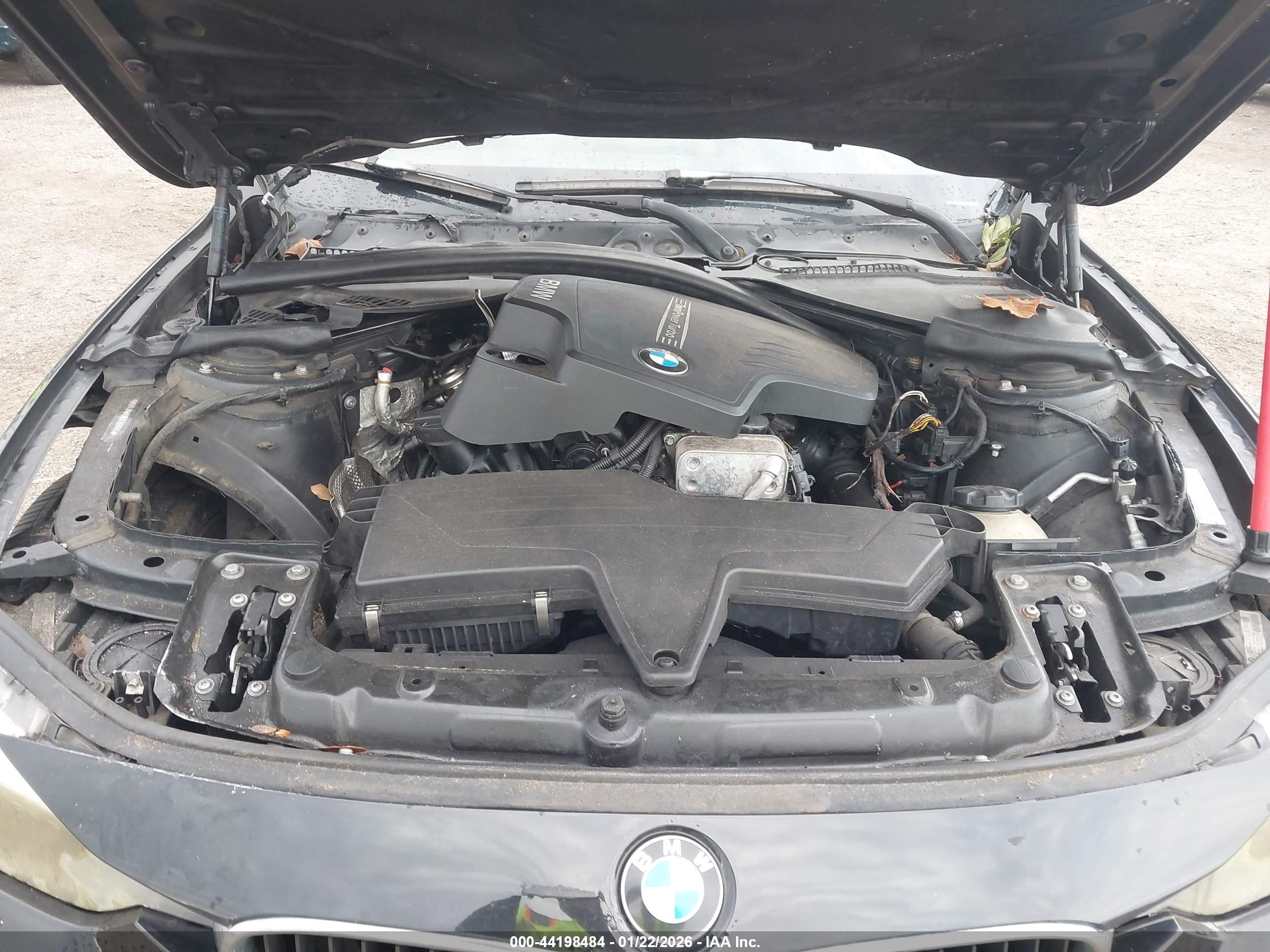 BMW 328I image 10