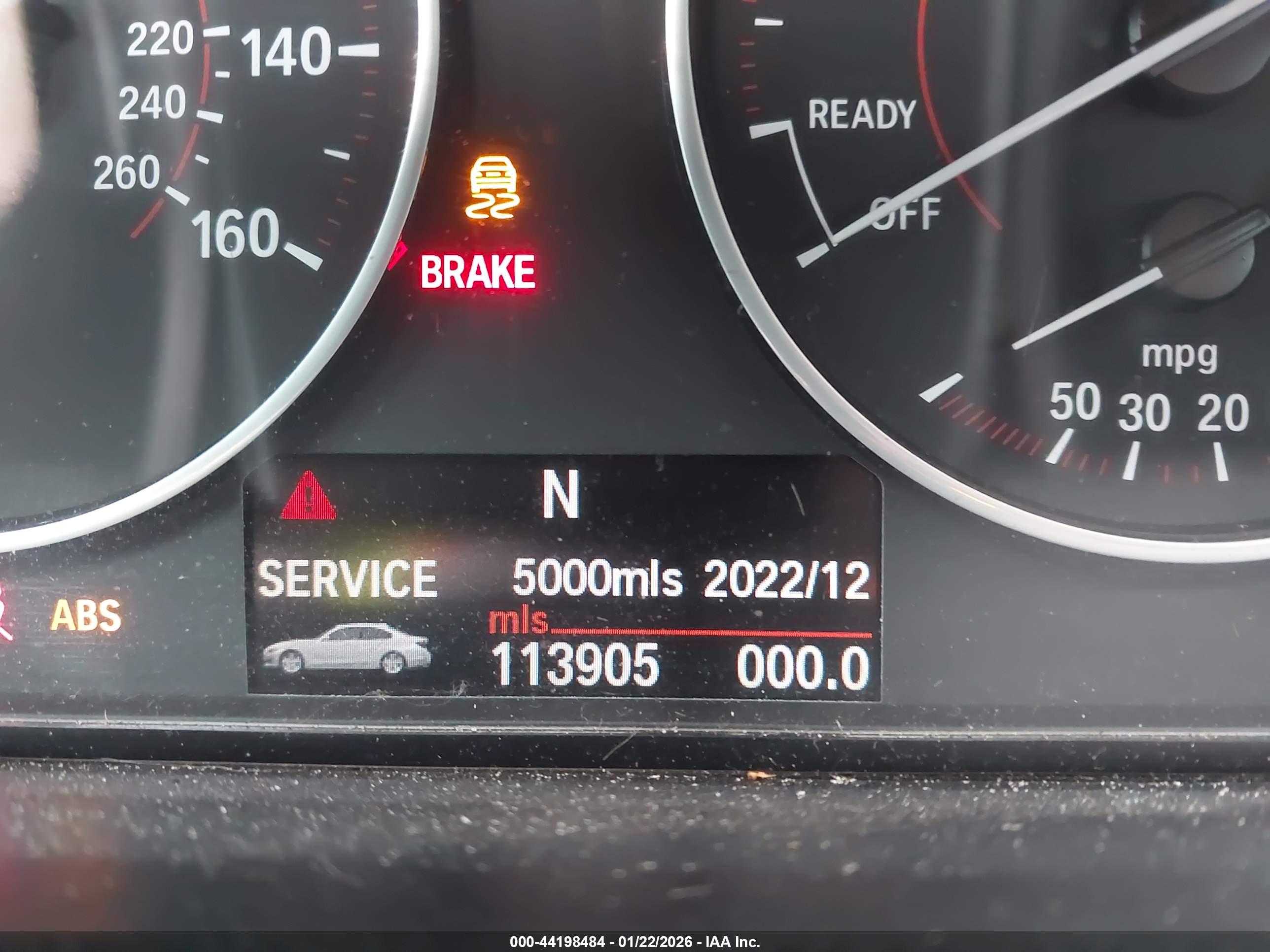 BMW 328I image 7