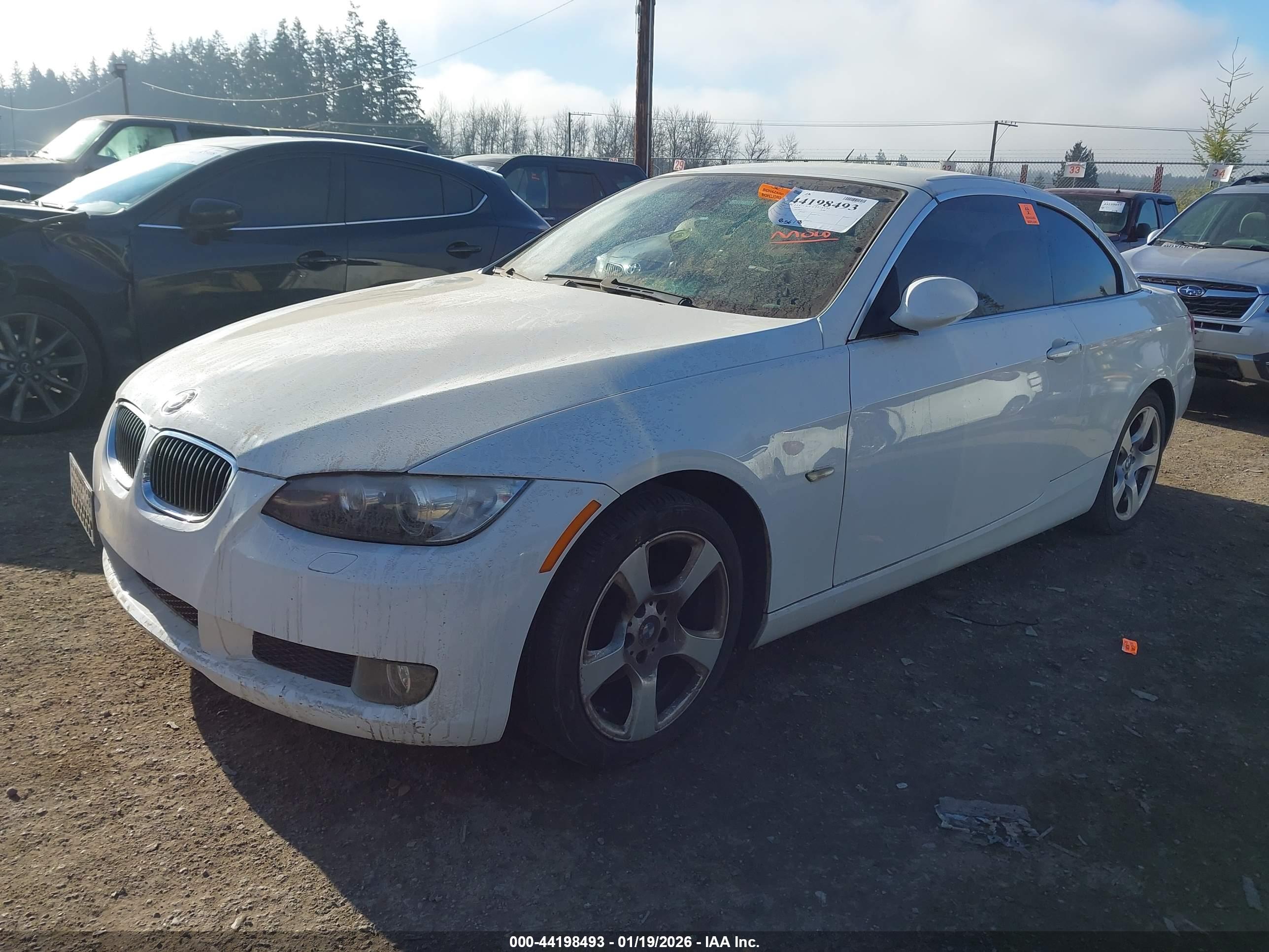 BMW 328I image 2