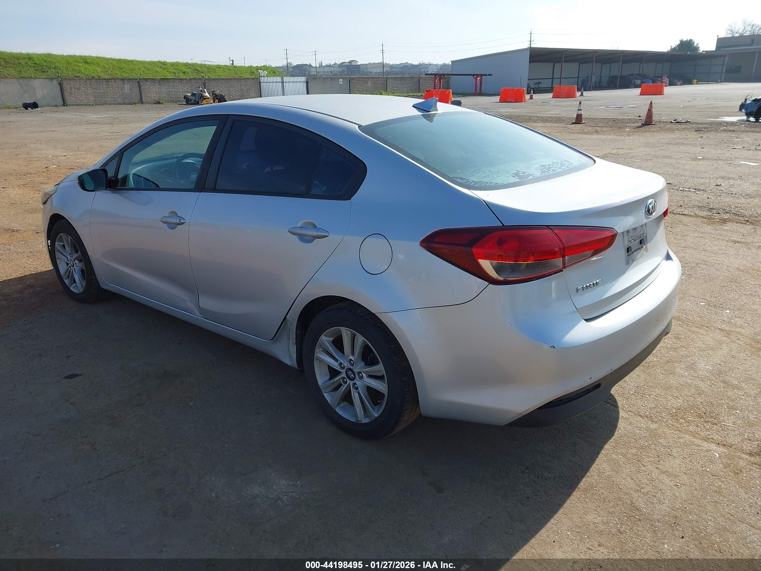 KIA FORTE image 3