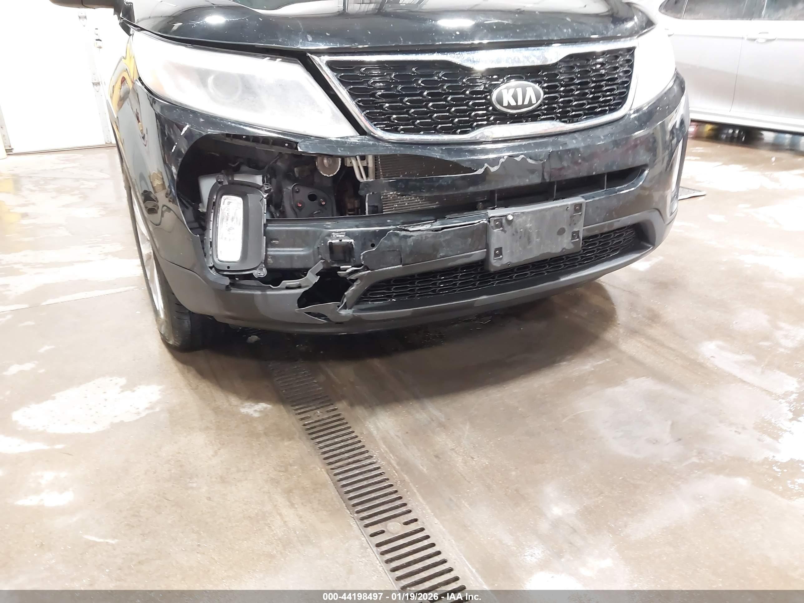 KIA SORENTO image 6