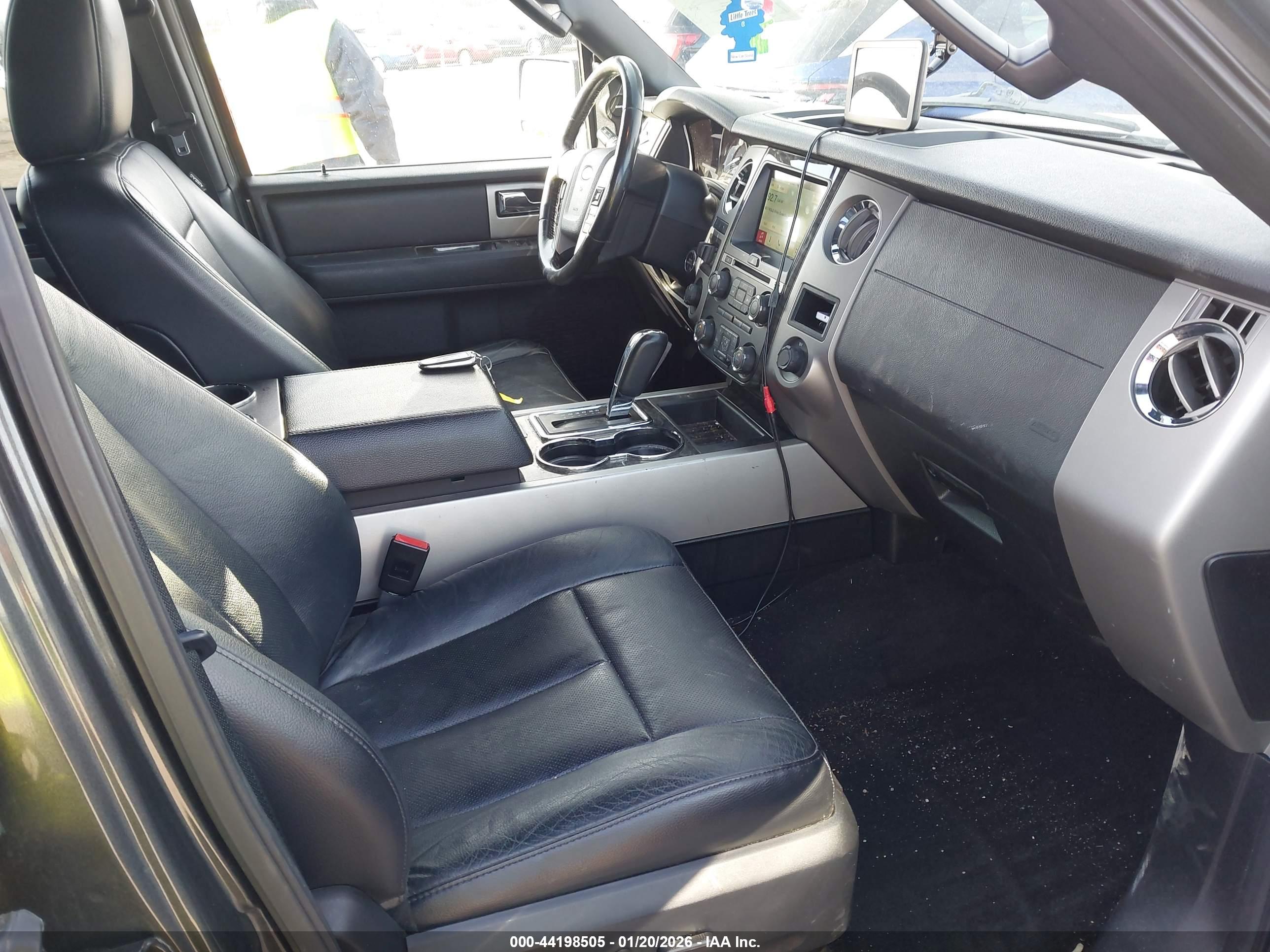 FORD EXPEDITION image 5