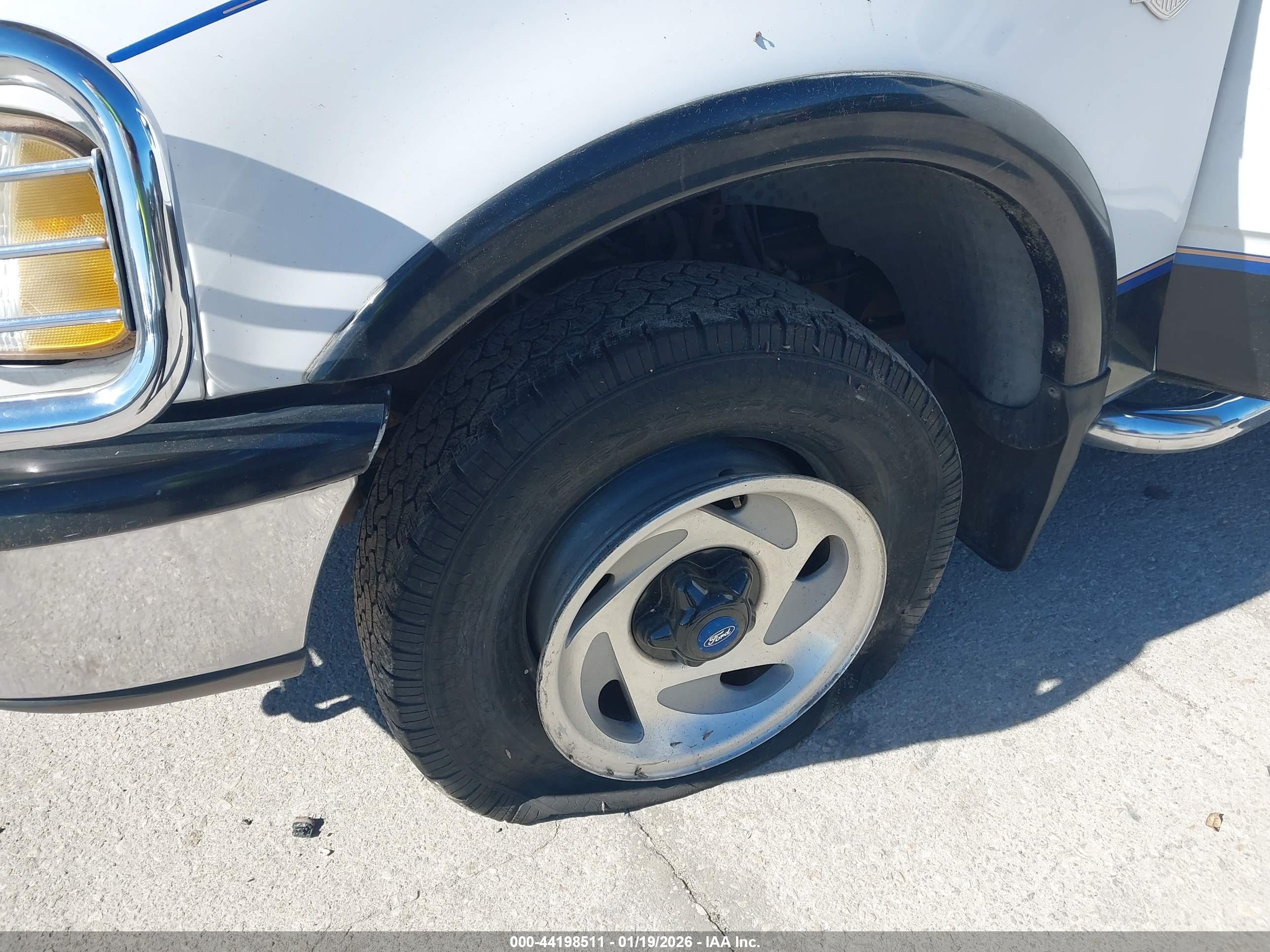 FORD F-150 image 6