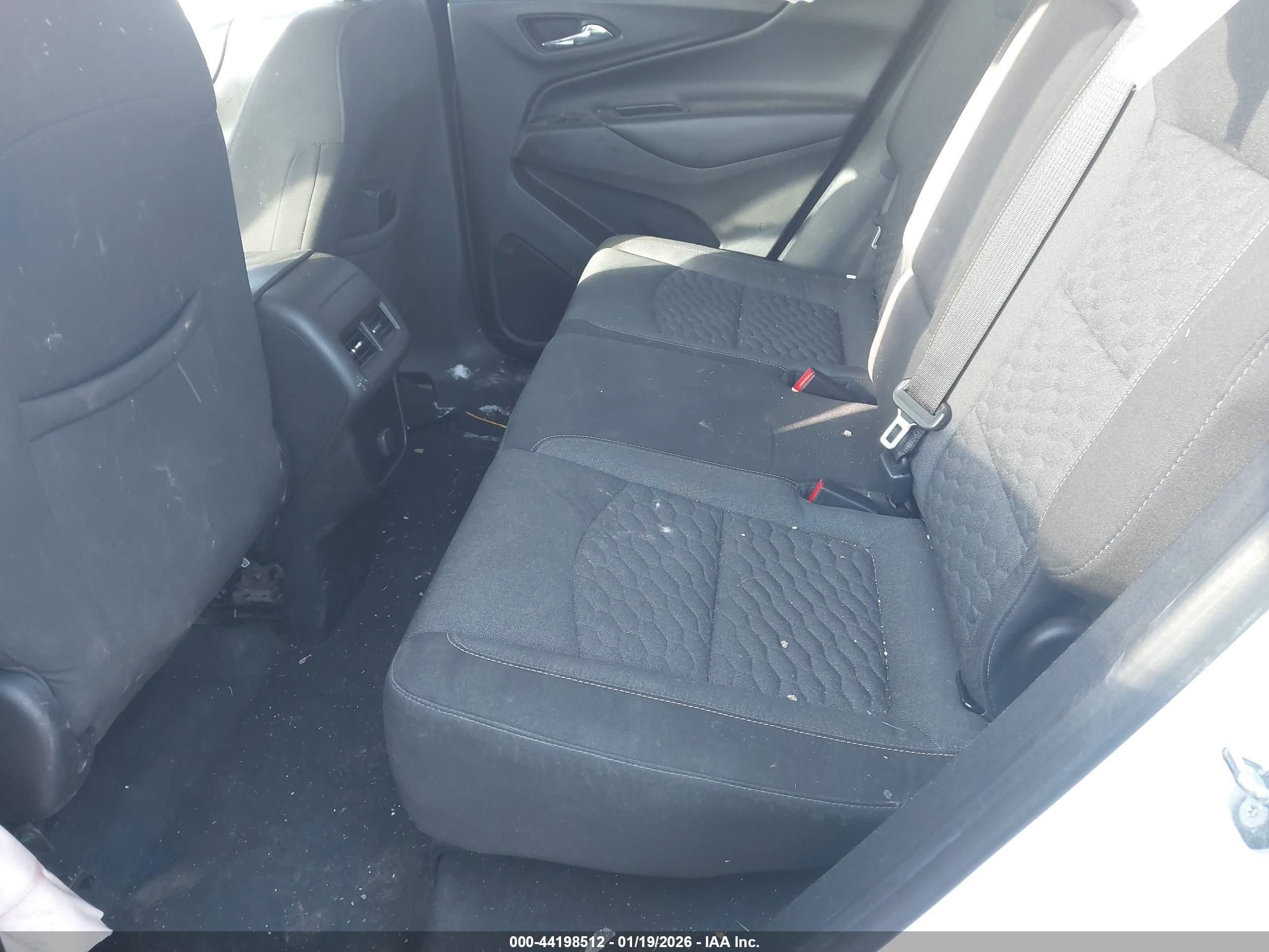 CHEVROLET EQUINOX image 8