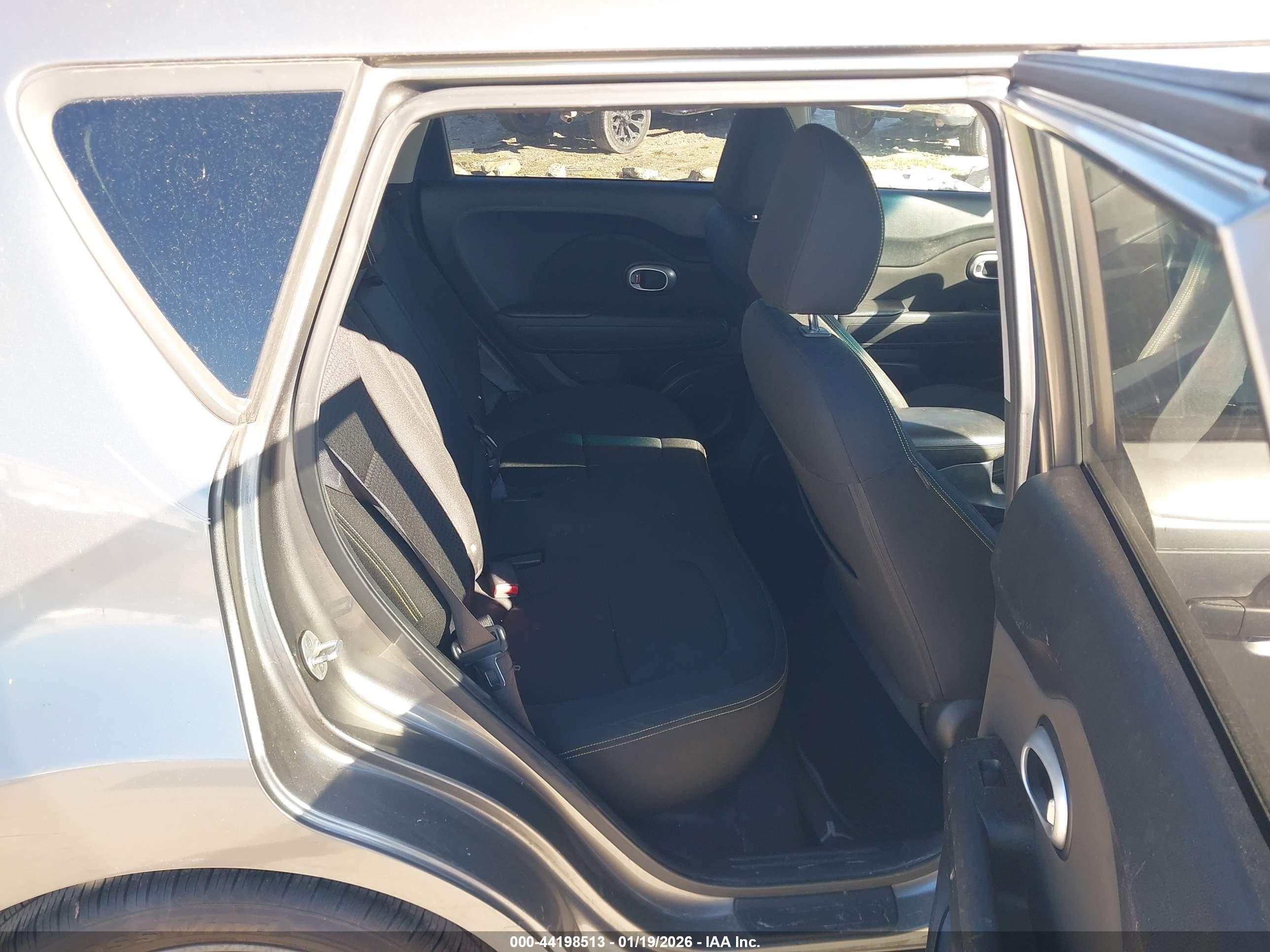 KIA SOUL image 8
