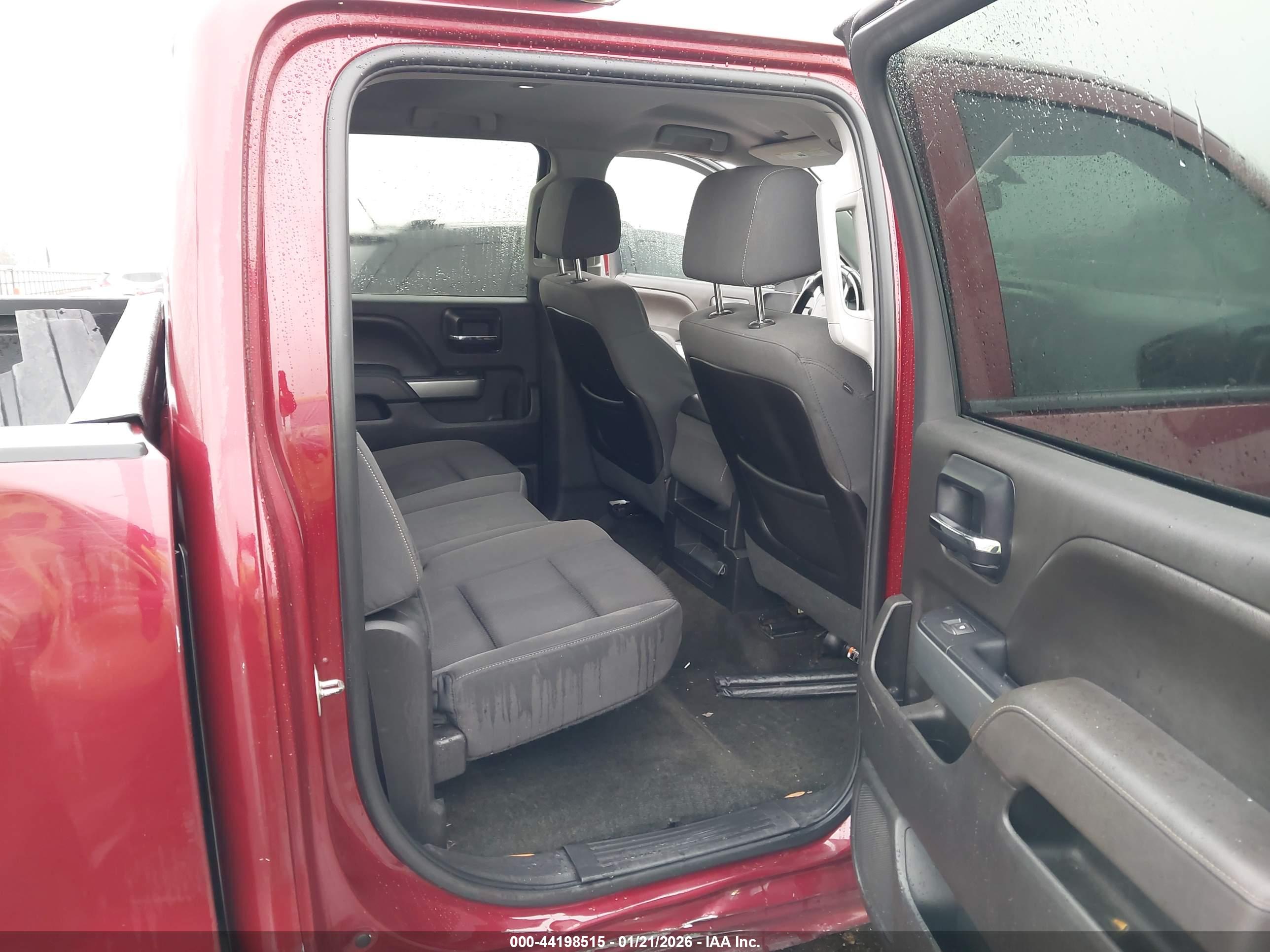 CHEVROLET SILVERADO image 8
