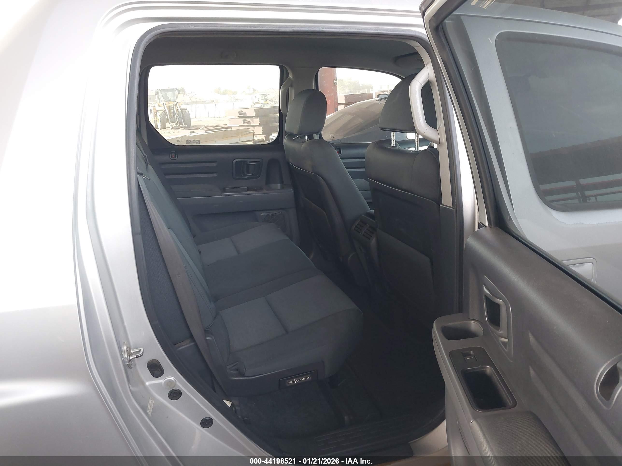 HONDA RIDGELINE image 8